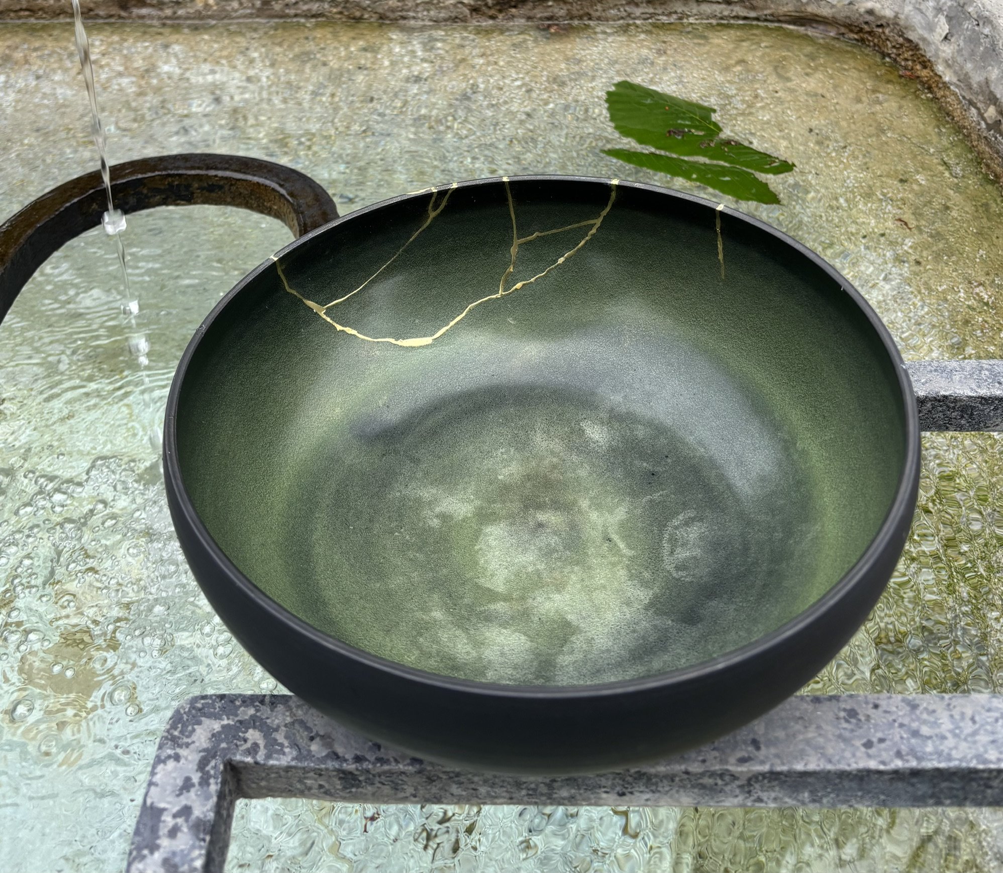 Kintsugi Schale grün1.jpeg