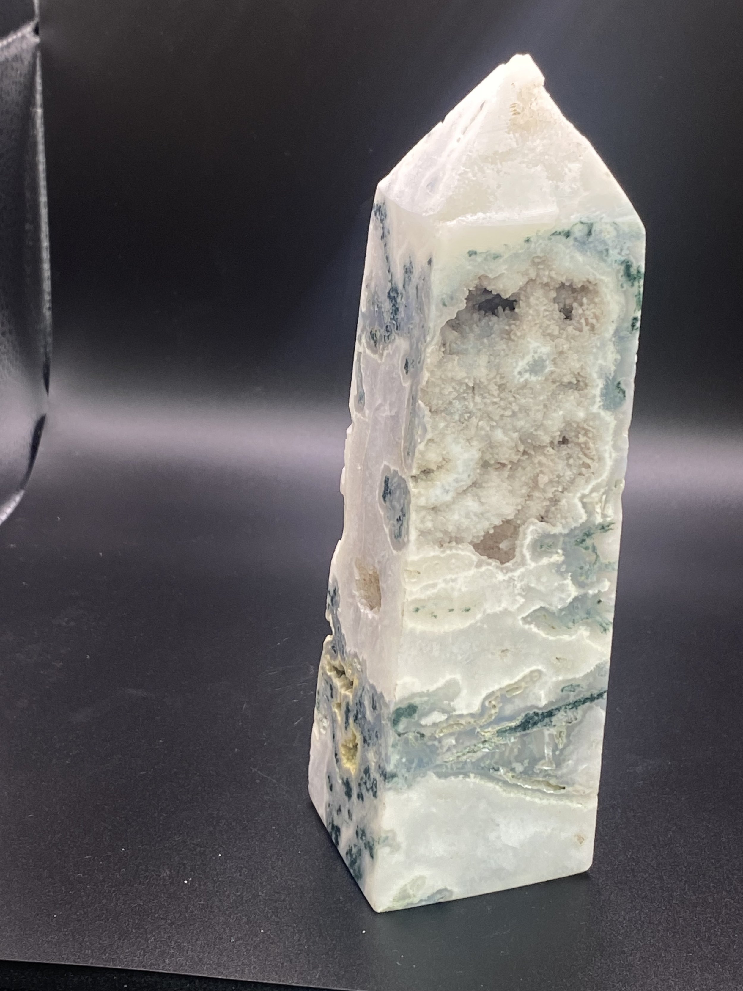 MOSS AGATE TOWER CODE B19