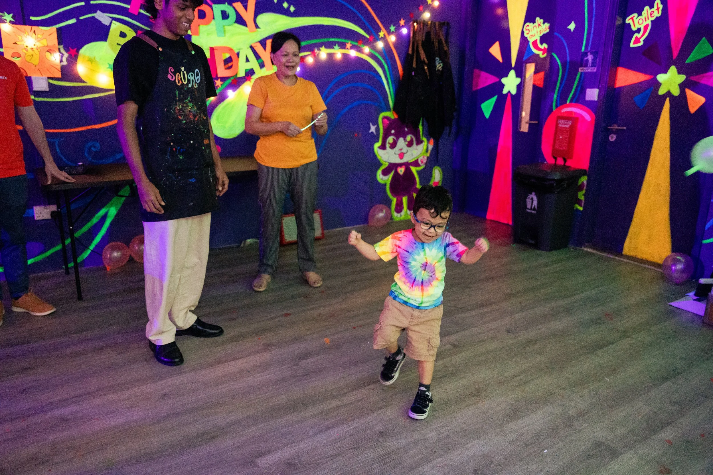 What to Expect at Your First SCURO Party (A First-Timer's Guide)