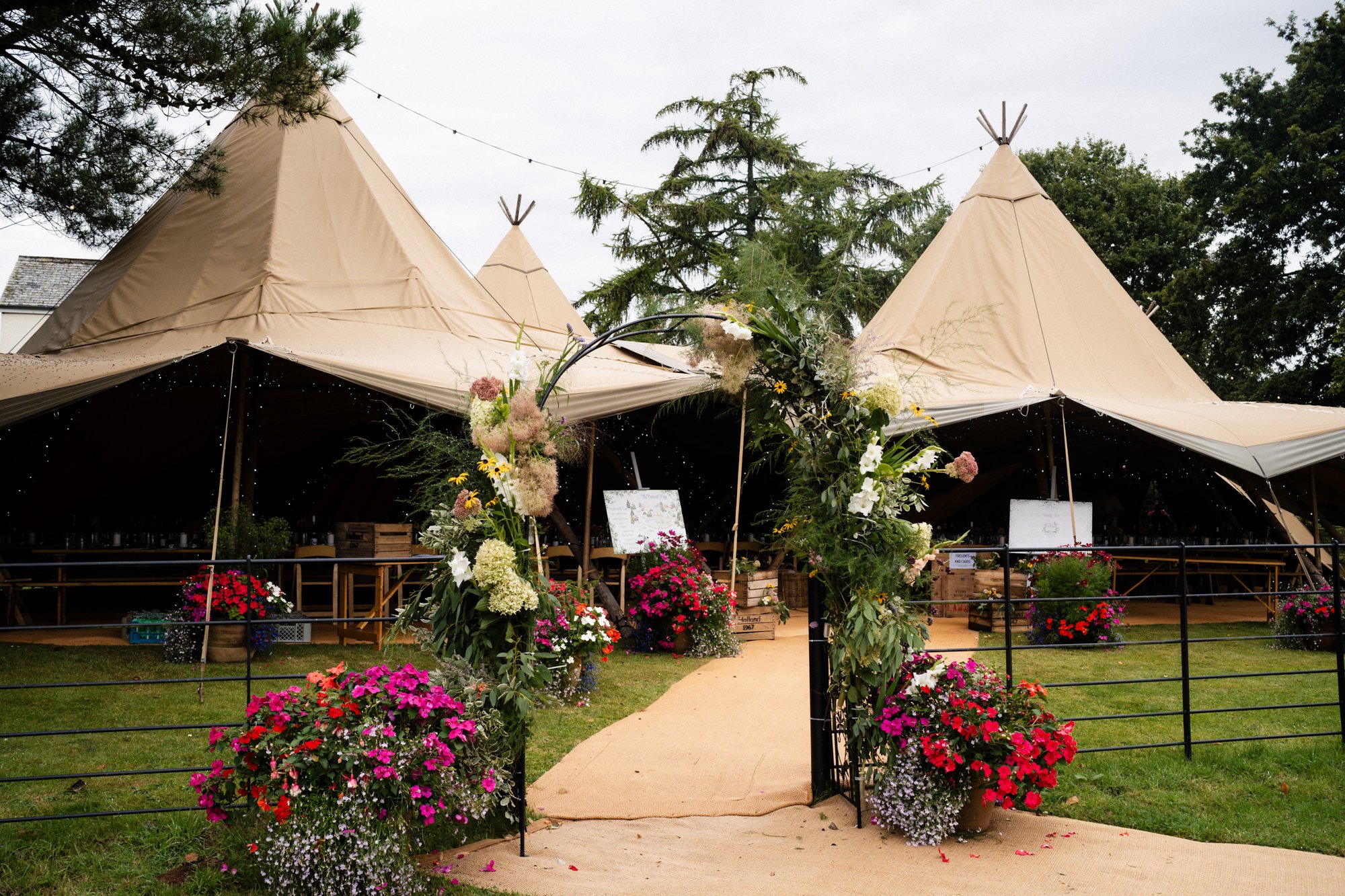 Teepee or Tipi: What's the Difference for Your Wedding?