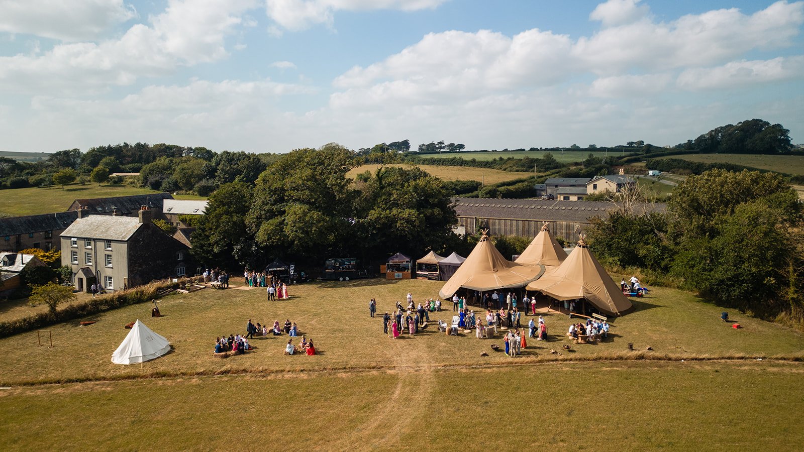 Weekend Wedding Ideas in Devon and Cornwall: Everything You Need to Know