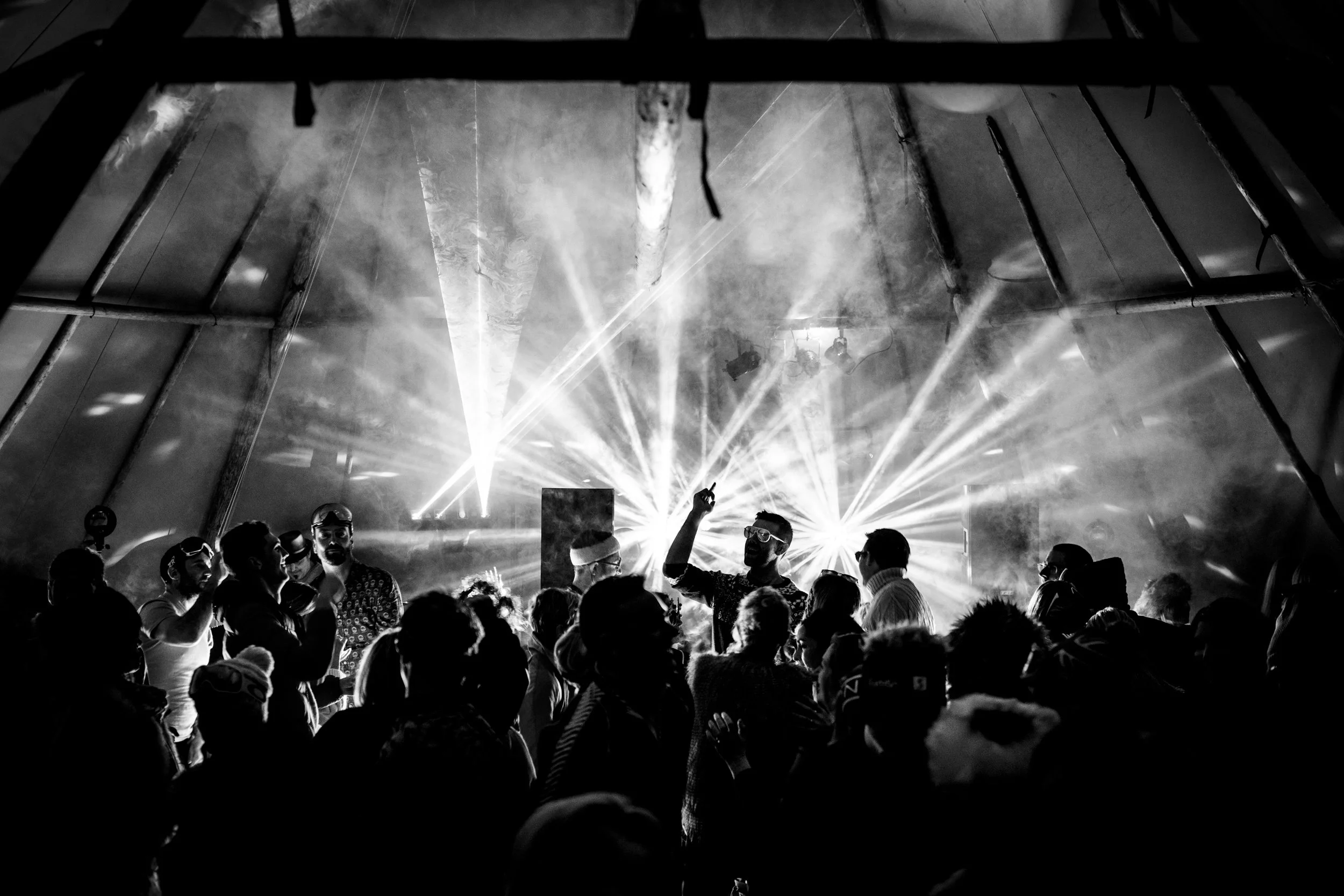 Tipi party hire Devon apres ski