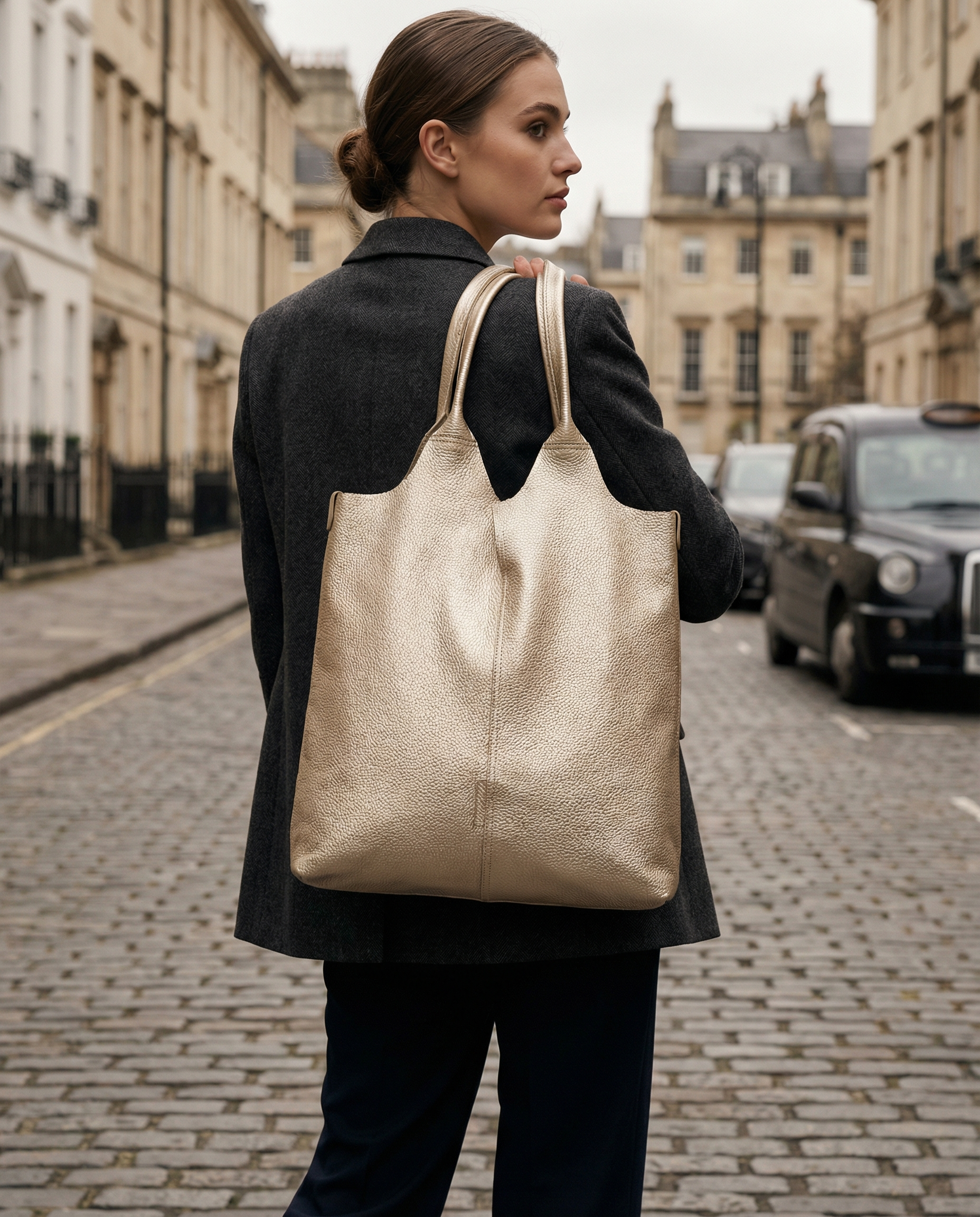 London street Gold bag