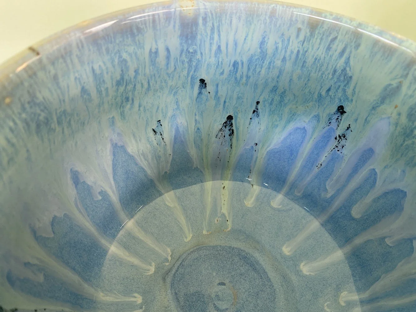 Chamber Pot B-52 View 3.JPG