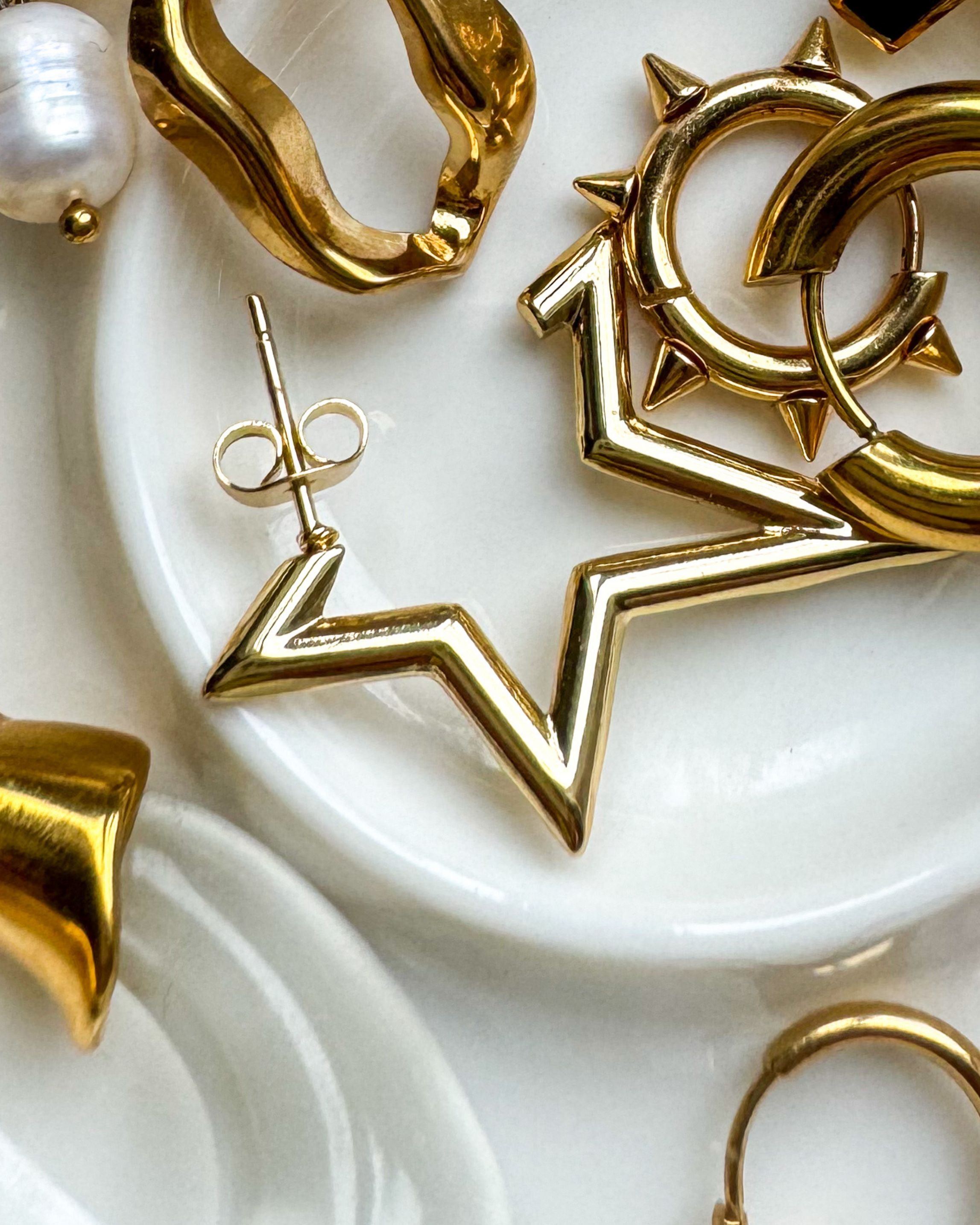 Stars earrings, star shaped hoops 18K Gold Plated Dainty Earrings. Waterproof. Emilia Burk