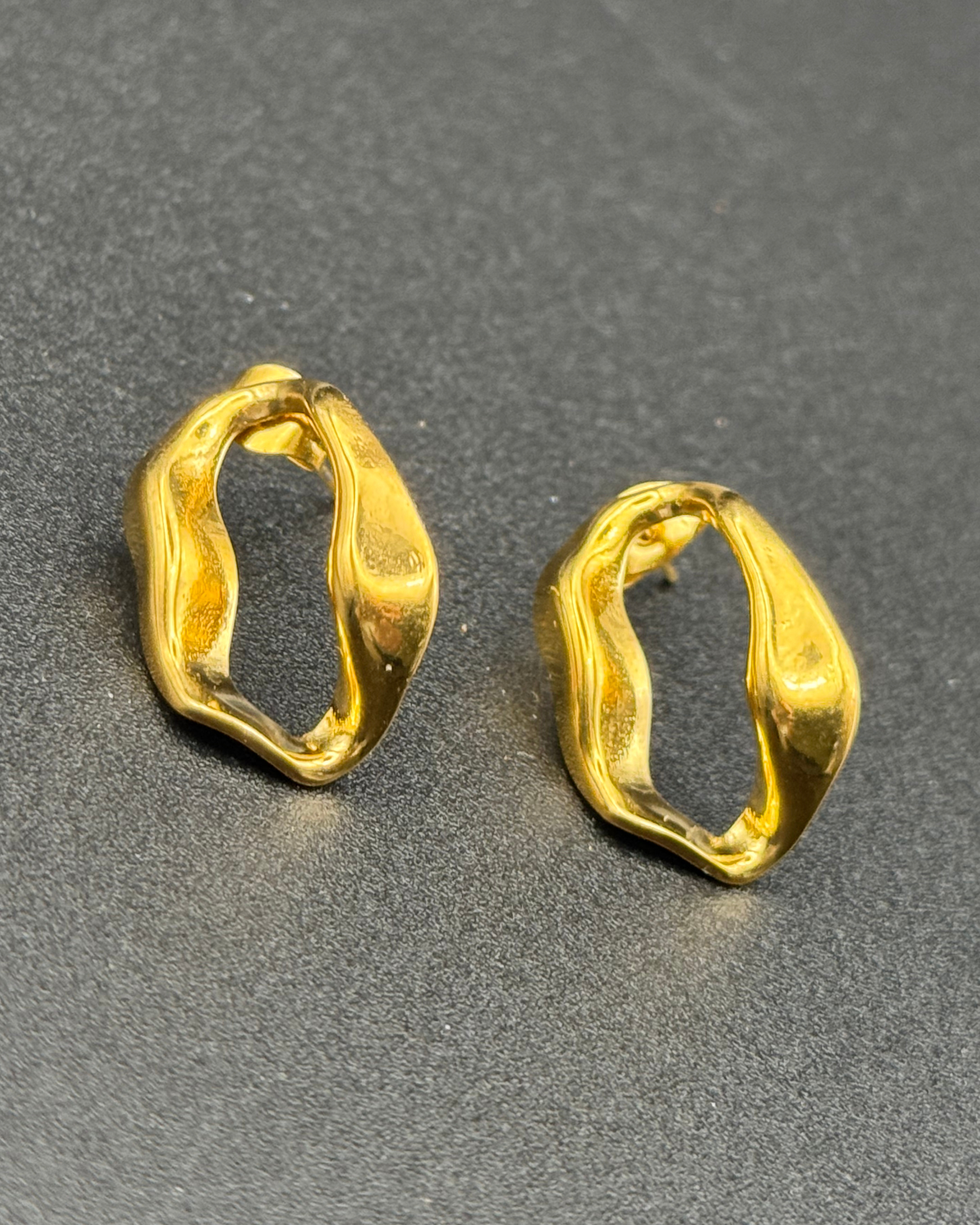 Kika Earrings, Drop Stud earrings in the shape of an irregular oval. 18K Gold Plated Stainless steal, waterproof. Emilia Burk