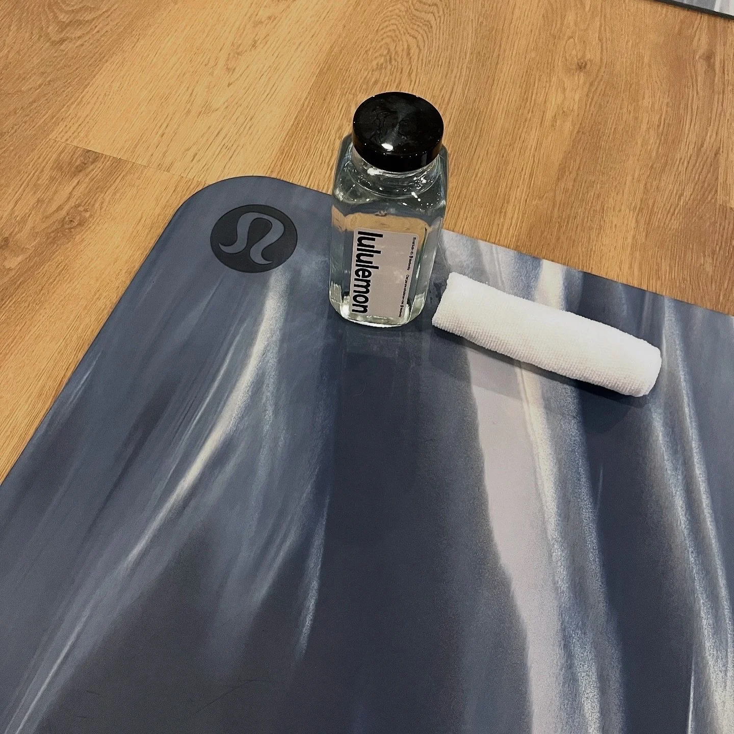 Une Poze Pilates sp&eacute;ciale Team Building avec l&rsquo;&eacute;quipe @lululemon 💪

Un vrai plaisir de vous accueillir dans notre espace!!

#pilates #pi̇lateslovers #pilatesstudio #pozepilates #teambuilding #teamworkout