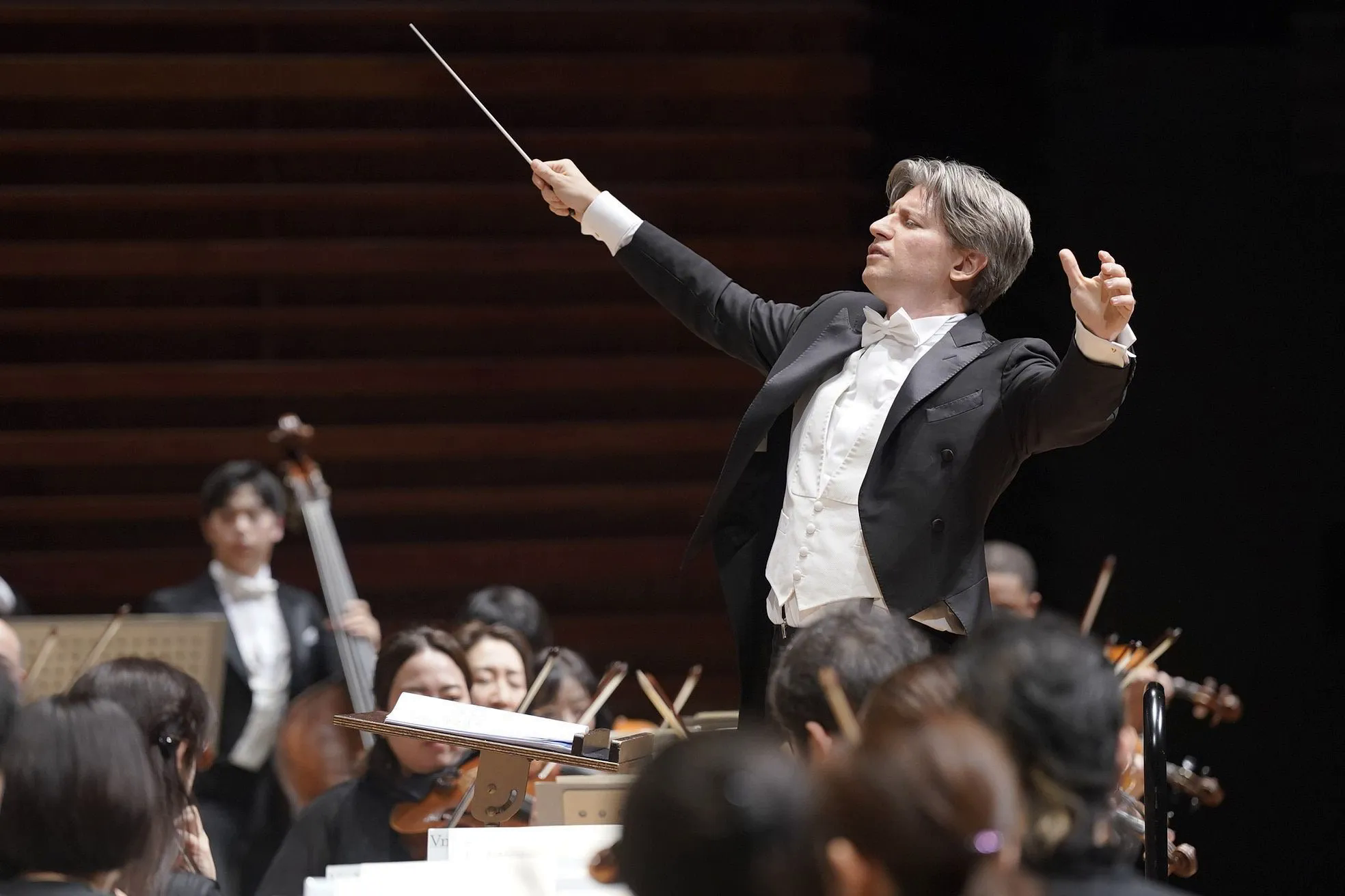 Rustioni conducts orchestral highlights from Verdi and Wagner in Tokyo