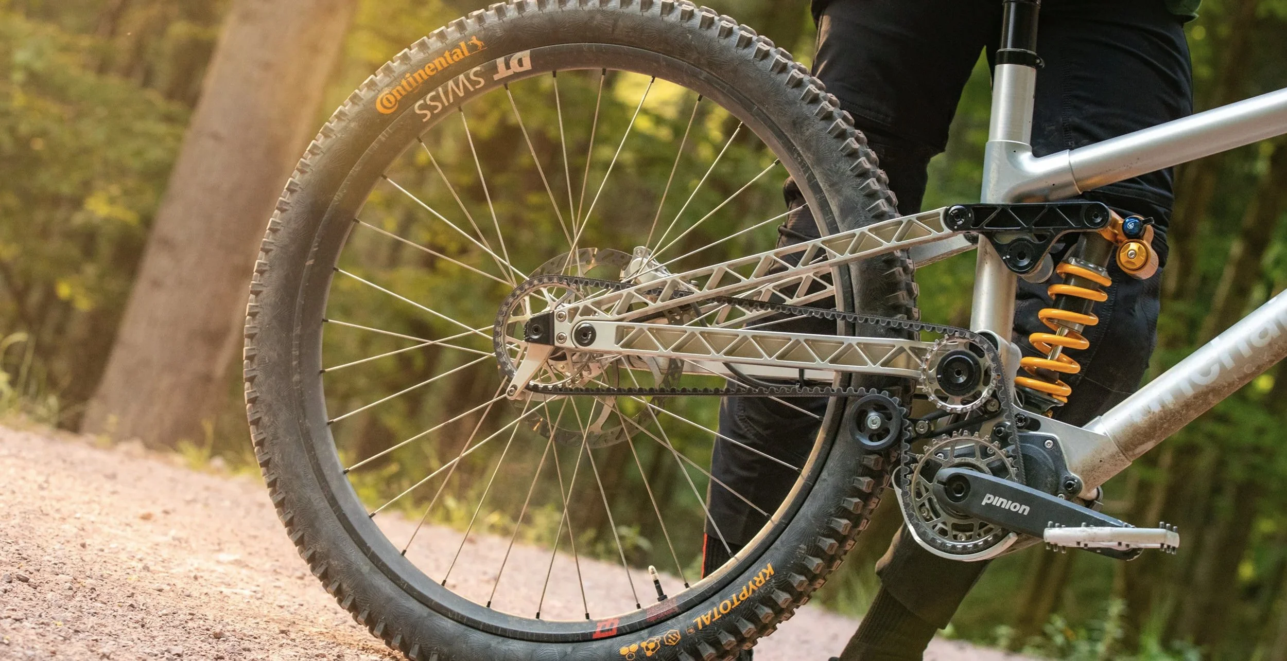 First ride: Unchained Bicycles – Mid-High Pivot Enduro, Pinion Gearbox and Gates drive