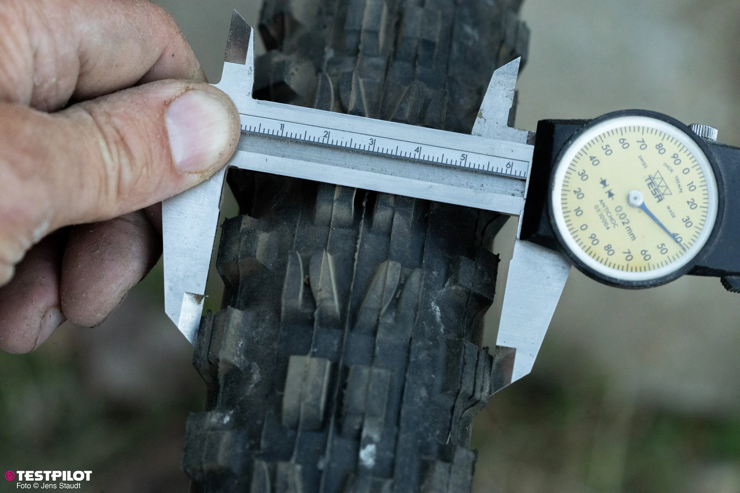 Foto_Jens_Staudt_MAXXIS_DHX_vs_DHF_review_Test-6988.jpg
