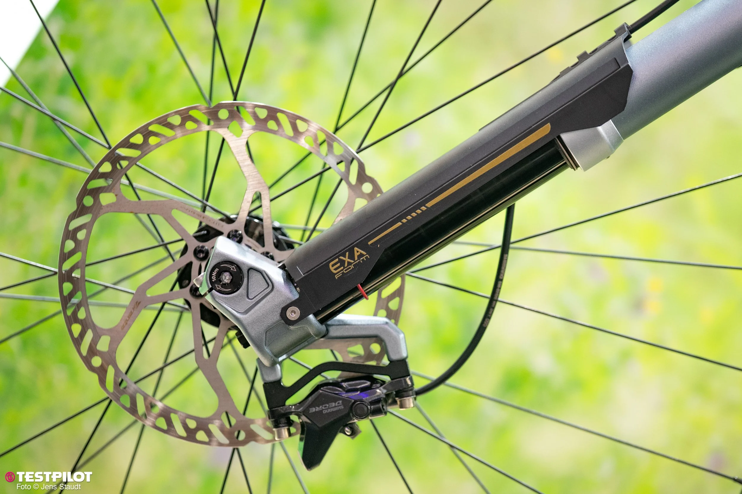 Foto_Jens_Staudt_Eurobike_Kind-Shock_Exa_Form_Suspension-2496.jpg