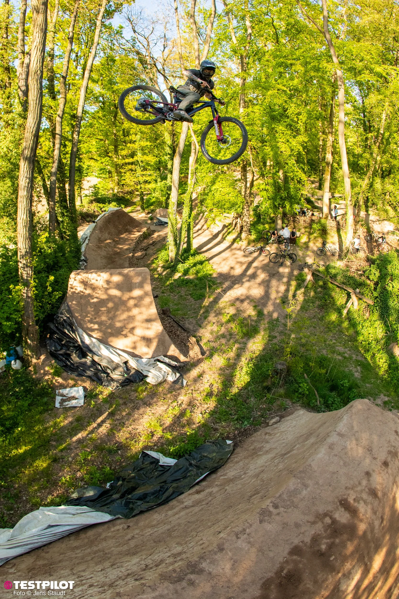 Foto_Jens_Staudt_Zink-Bikes-Vacay_Review_action-3859.jpg