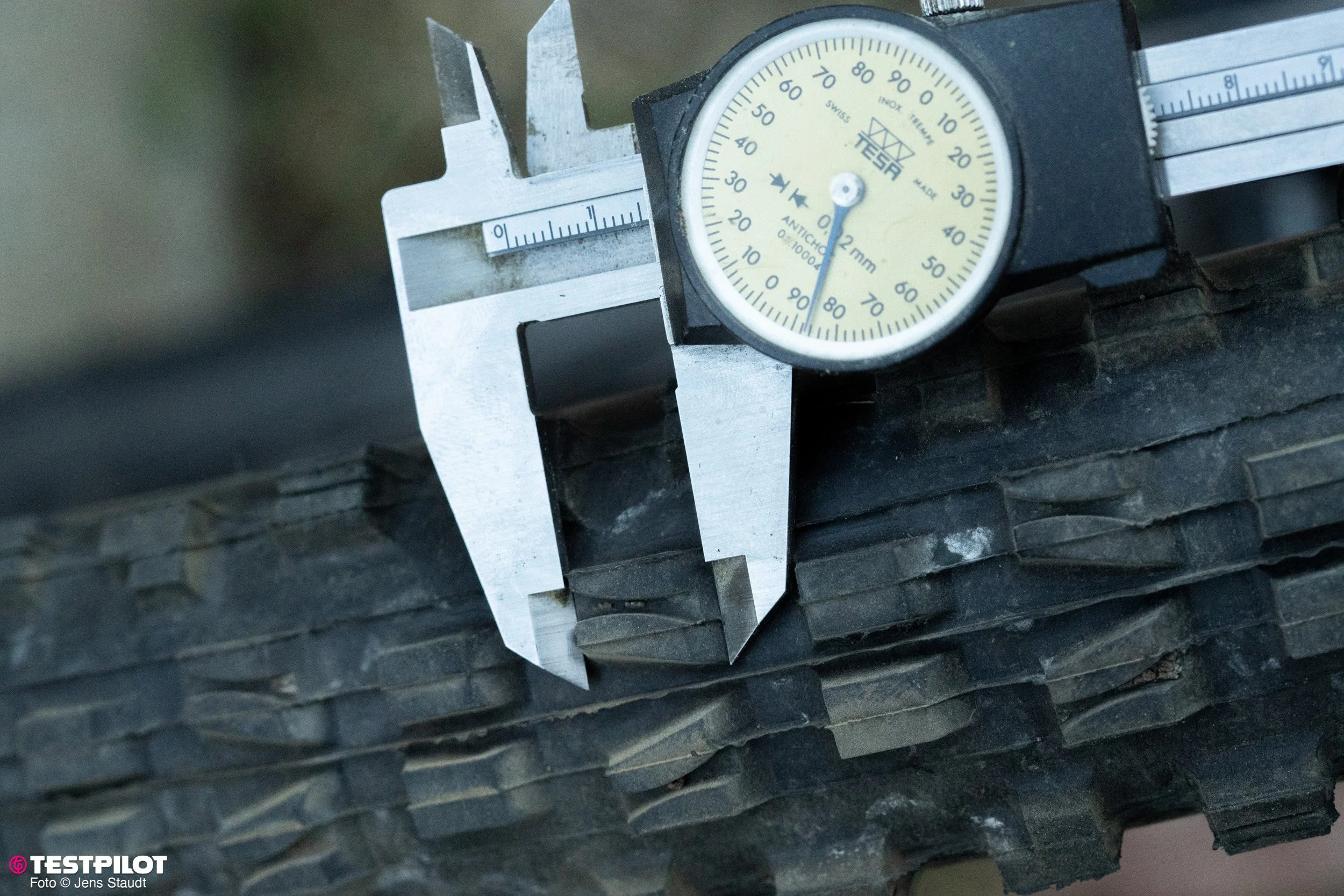 Foto_Jens_Staudt_MAXXIS_DHX_vs_DHF_review_Test-6989.jpg