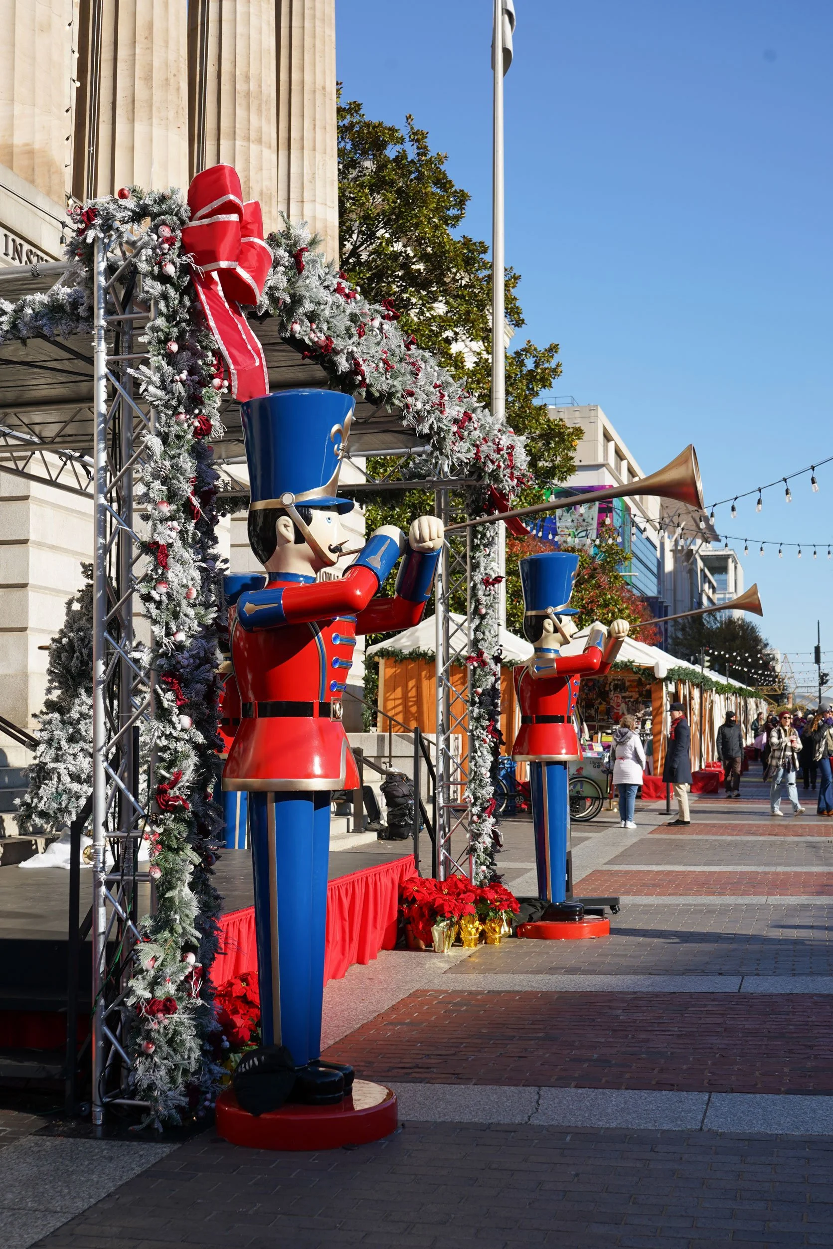 brianna-cariola-photography-washington-dc-downtown-dc-holiday-market-2.jpg