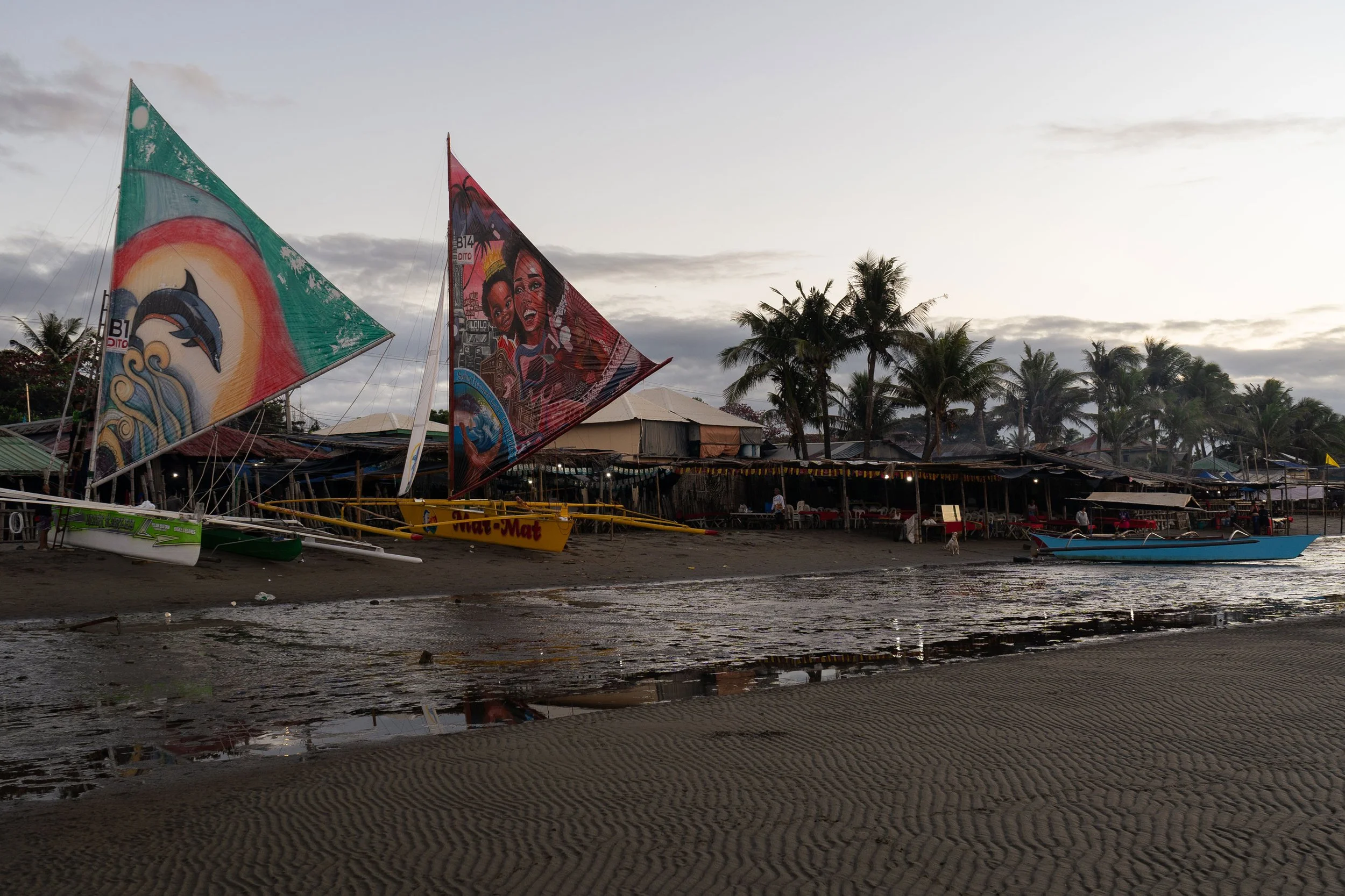brianna-cariola-photography-iloilo-philippines-paraw-regatta-festival-4.jpg