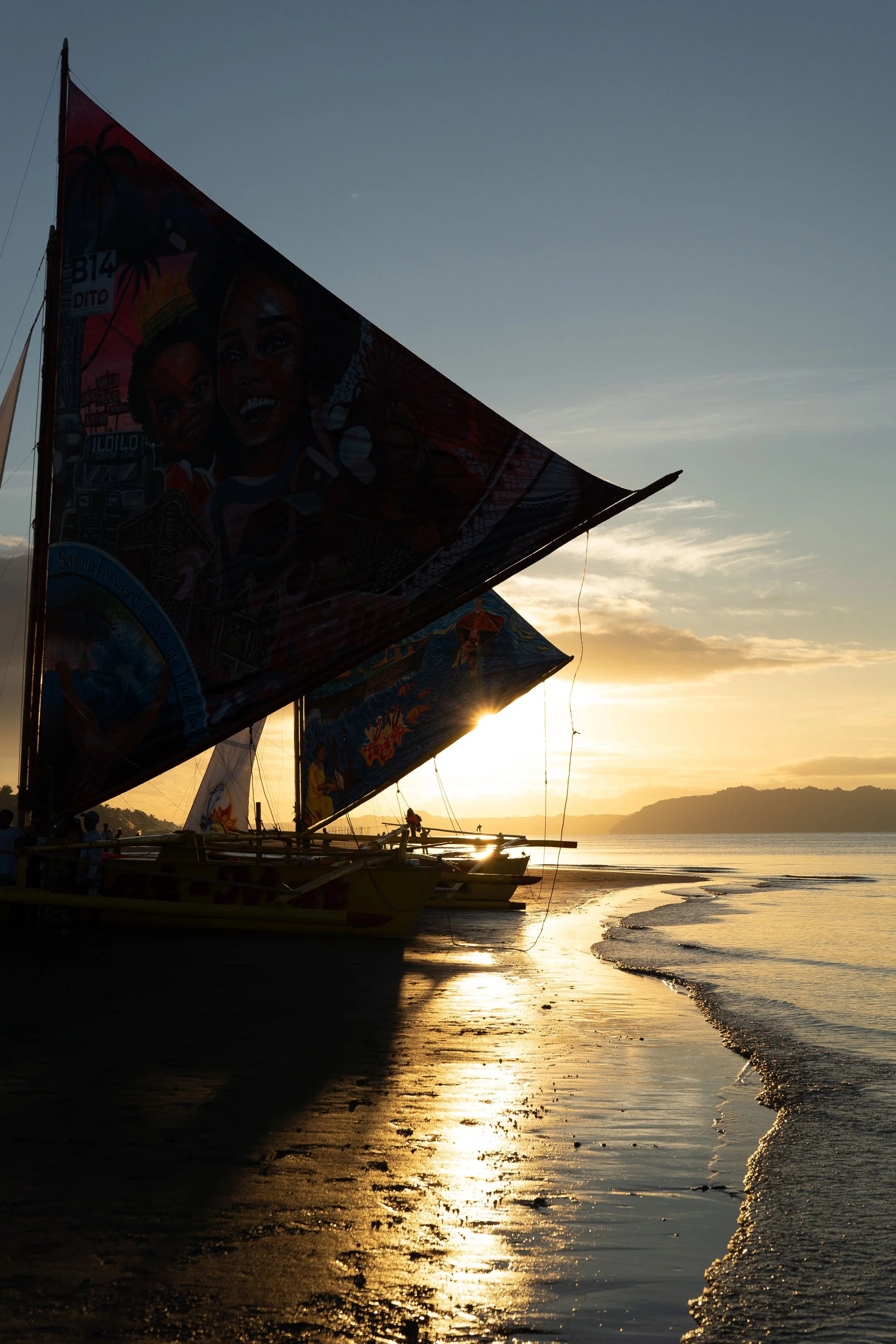 brianna-cariola-photography-iloilo-philippines-paraw-regatta-festival-25.jpg
