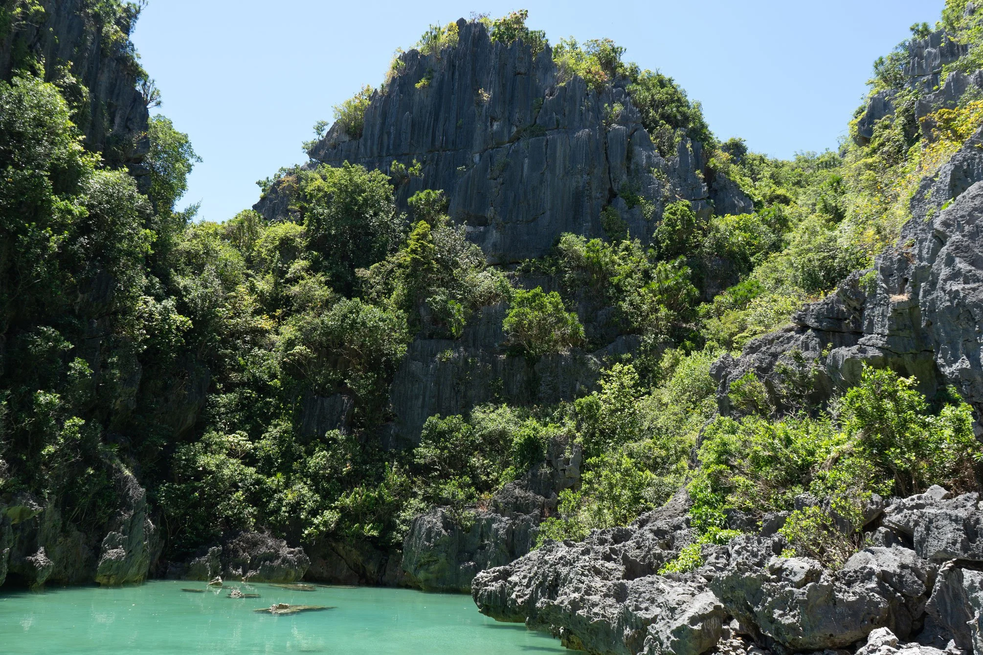 brianna-cariola-photography-isla-de-gigantes-philippines-6.jpg