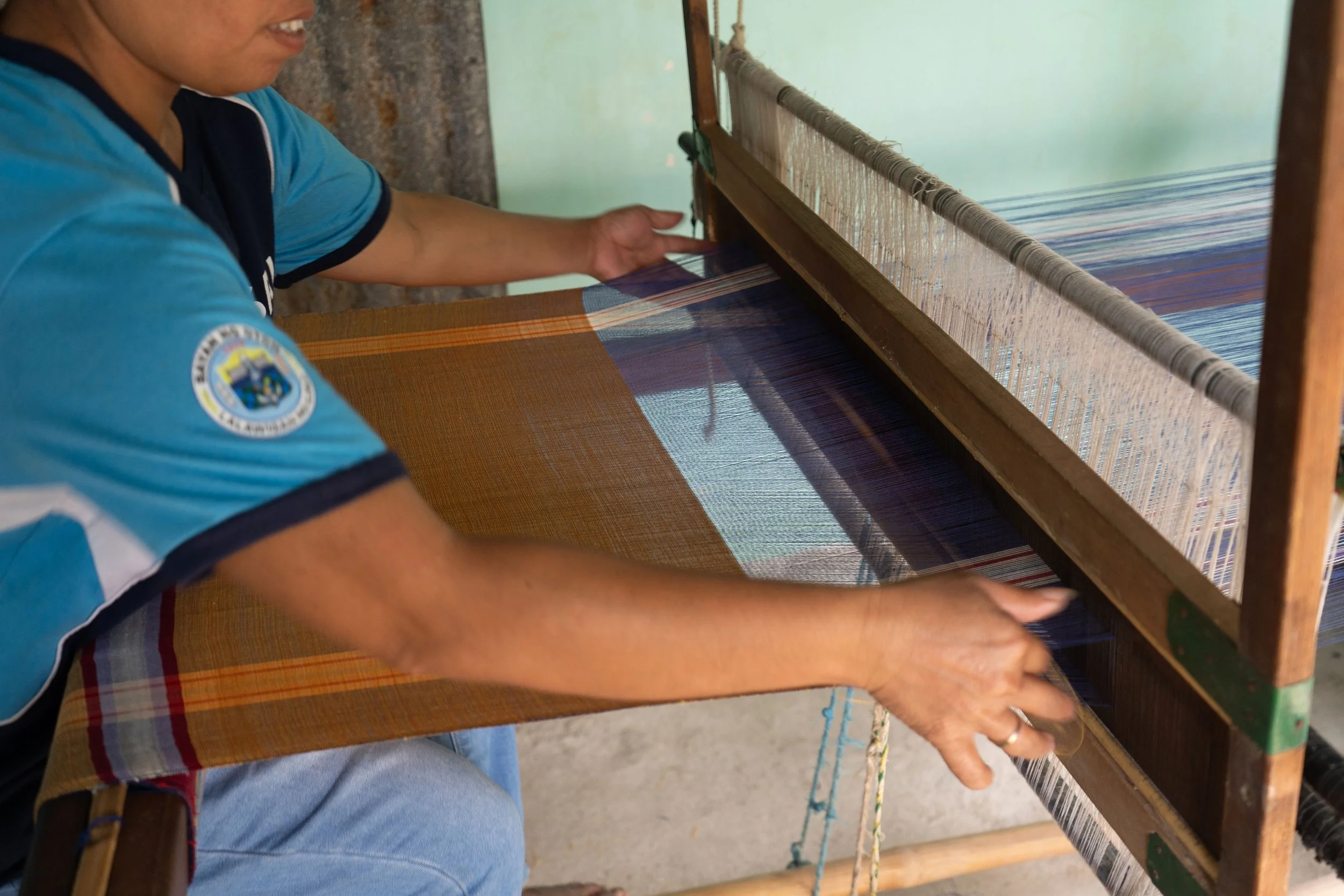 brianna-cariola-photography-oton-philippines-hablon-weaving-15.jpg
