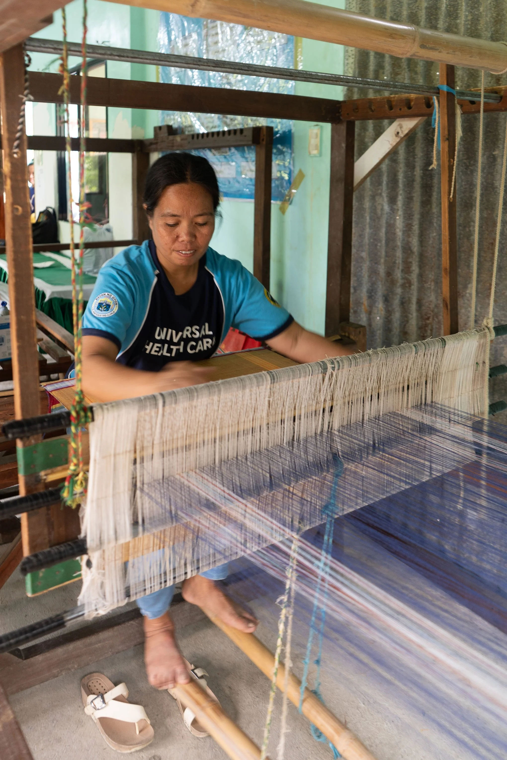 brianna-cariola-photography-oton-philippines-hablon-weaving-16.jpg