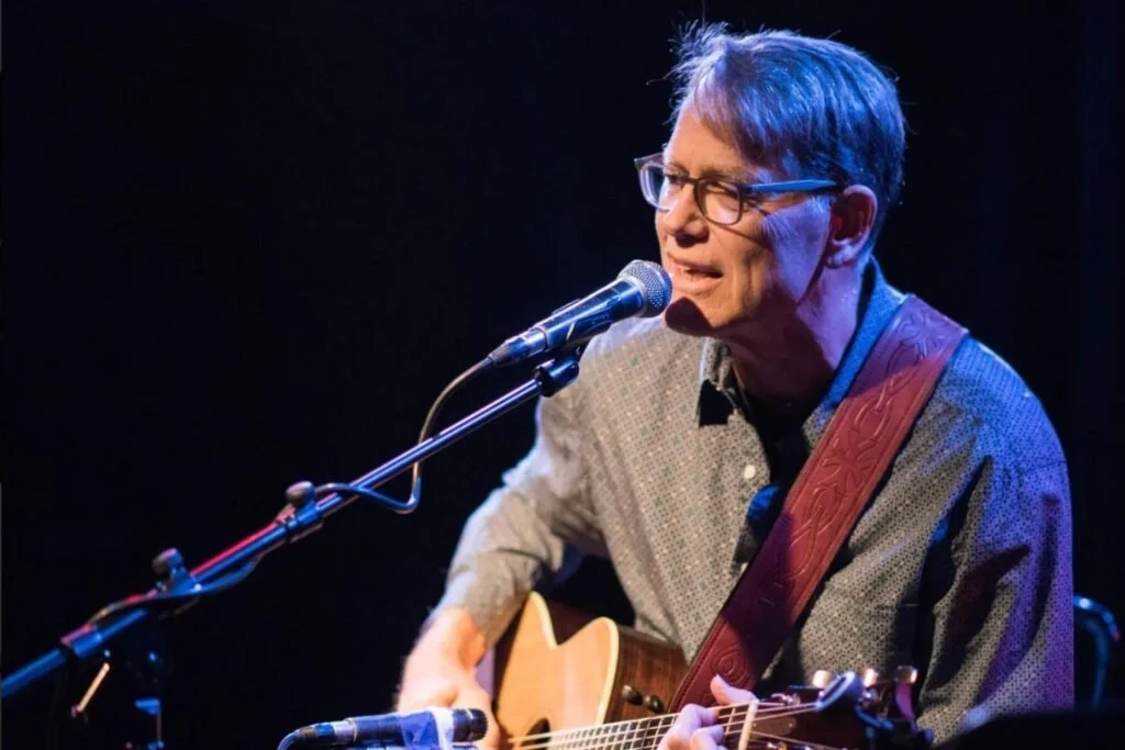 World of Music: Christopher Mark Jones’ “Montréal Encore” (Encore) (French Songs)