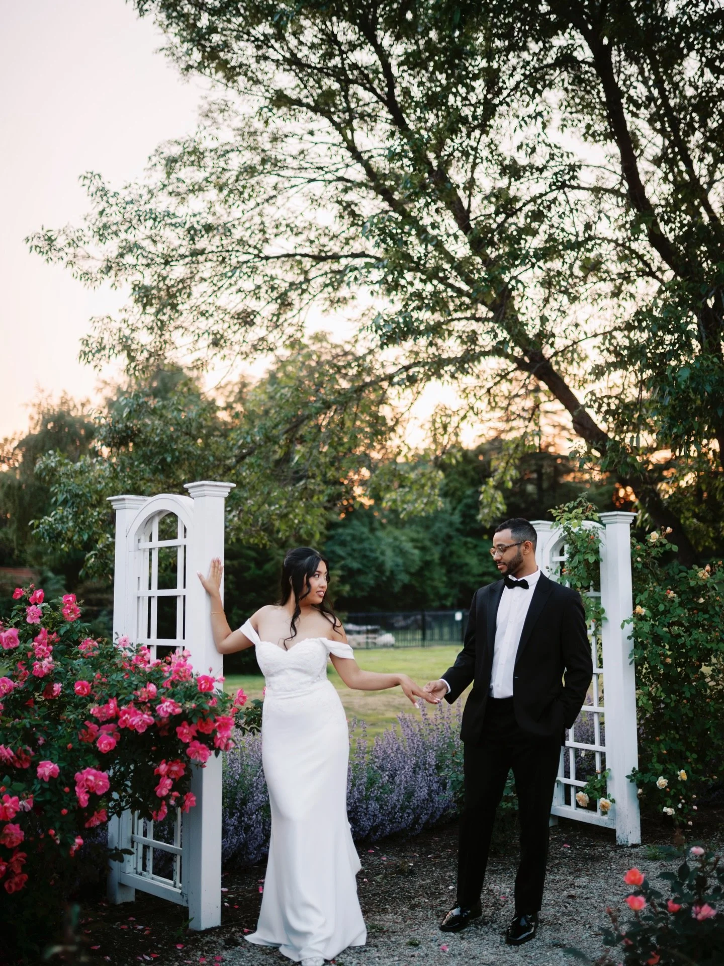 we are less than 1 month out until our first wedding of 2026! So grateful for all the beautiful weddings we coordinated in 2025 🌺

Photographer @lovebyjustina 
Coordinator @fosterevents 
Venue @rwpbotanicalcenter 
Videographer @lovebyanthony 
DJ @of
