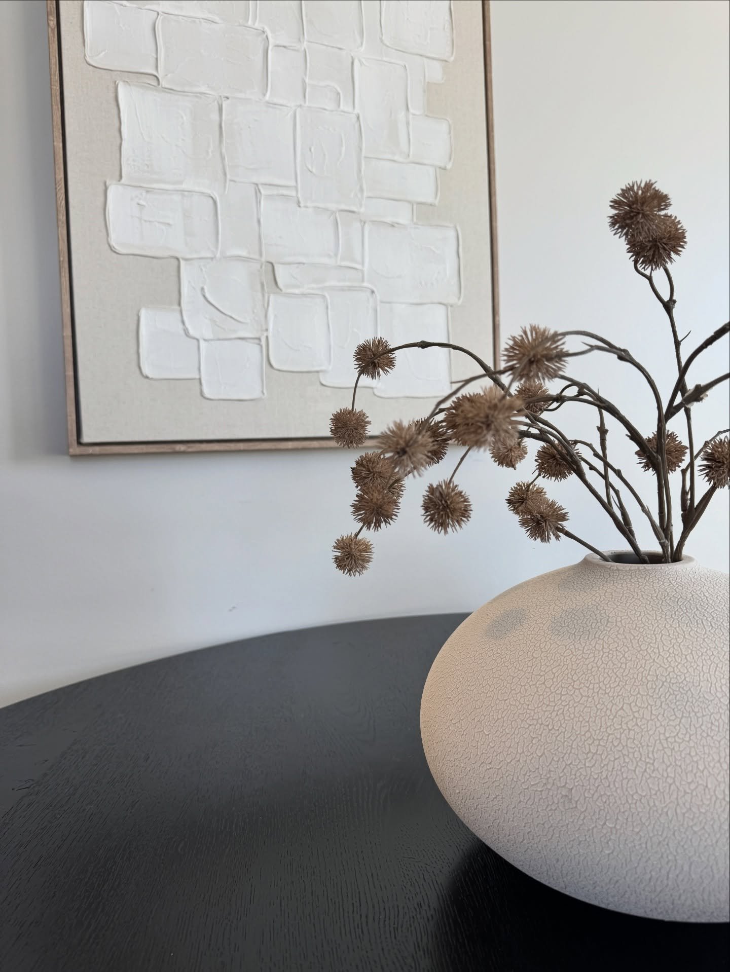It&rsquo;s all in the details ✨
The textures, the movement, the tones &mdash; every layer tells a story.
A sneak peek from our latest project&hellip; and a reminder that your dream home is closer than you think. Let us help you bring it to life. ✨