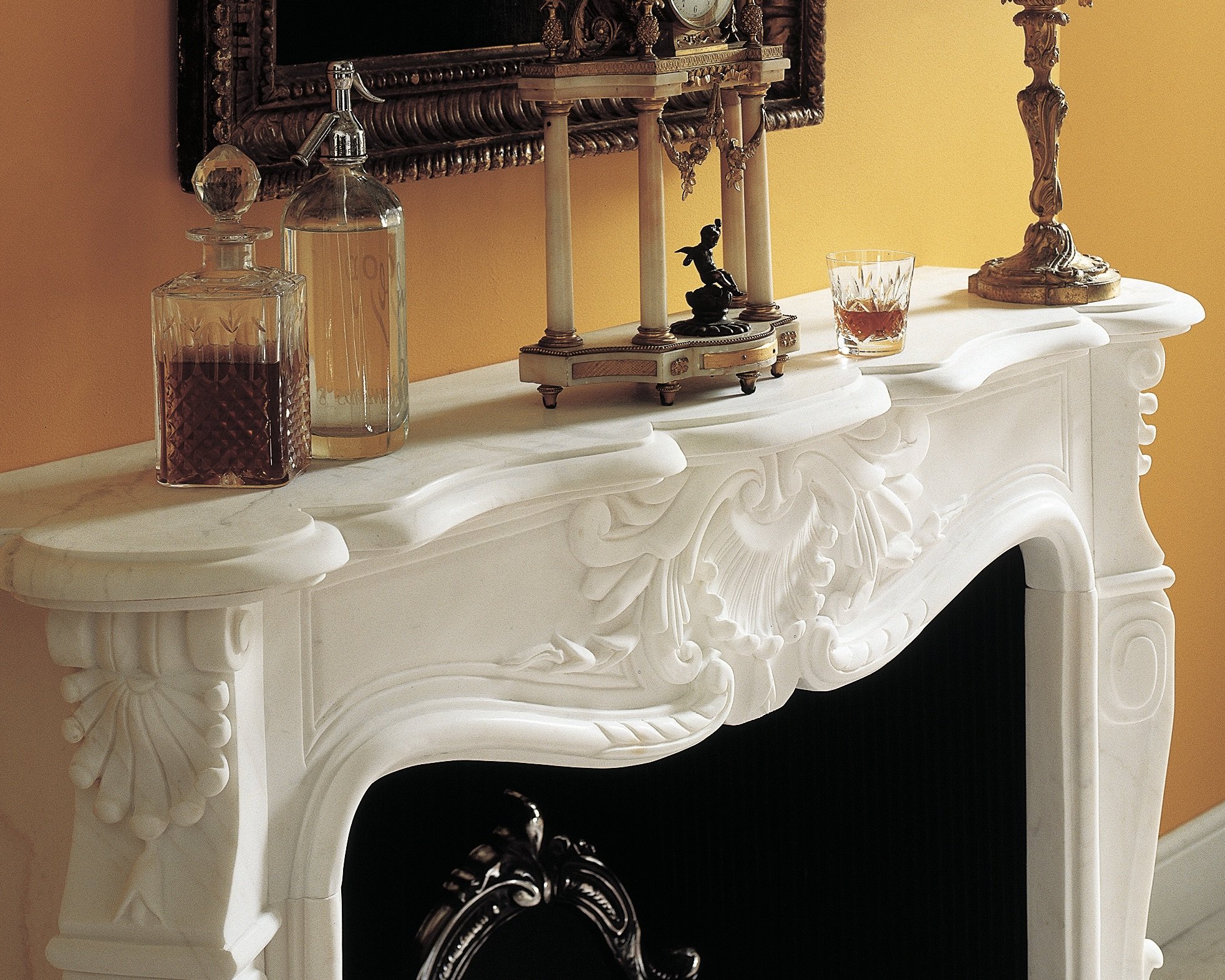 Versailles close up.jpg