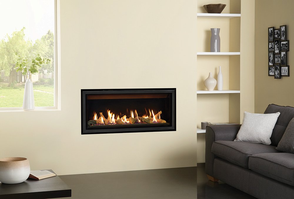 Studio-2-slimline-Edge-Logs-and-black-glass-lining-lb.jpg