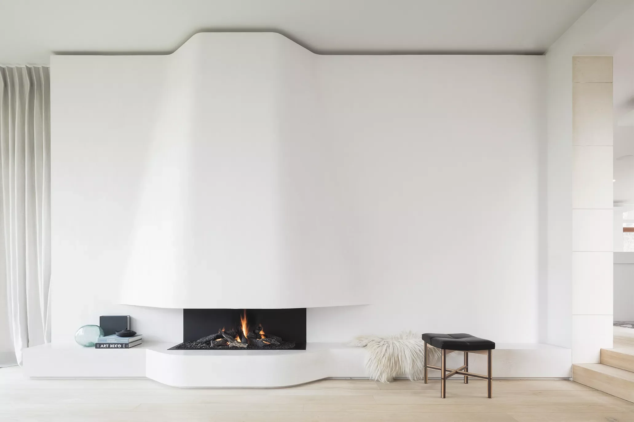 Urban Gas Fireplace 3-Sided