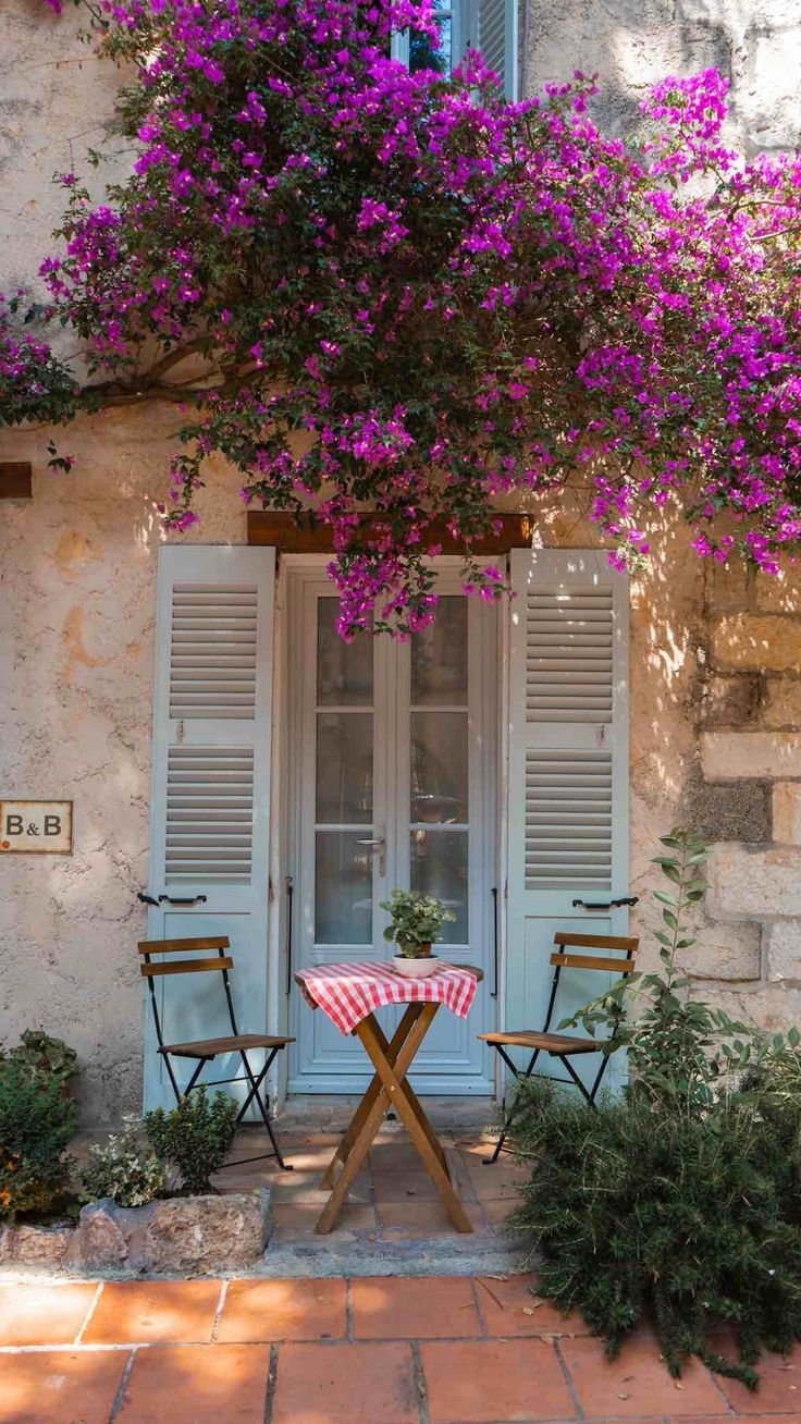 11 Amazing Things To Do in Antibes, South of France (2024).jpeg