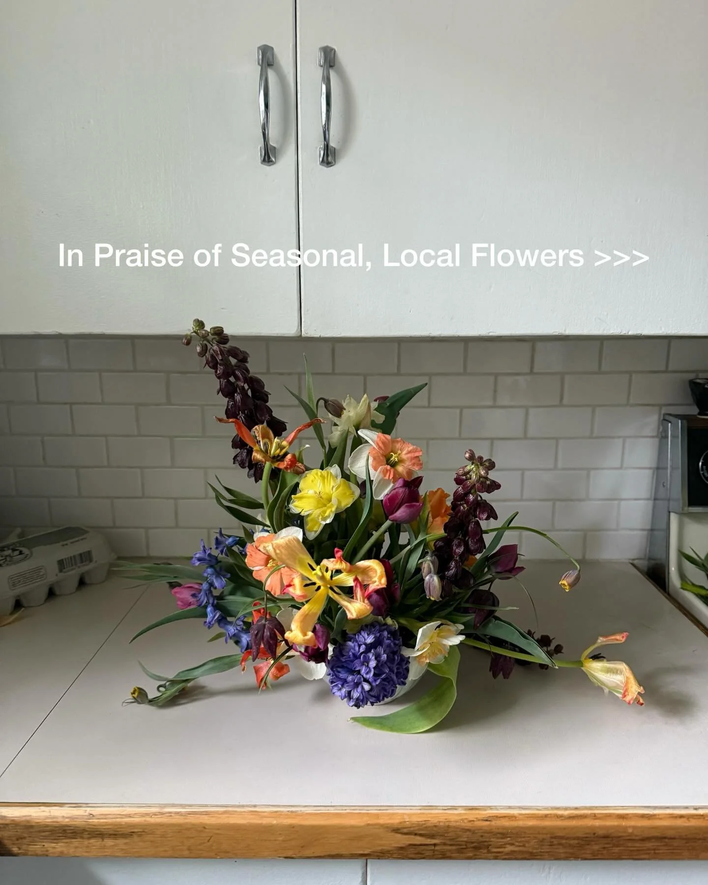 This isn&rsquo;t a color palette I would normally gravitate to, but it&rsquo;s what is blooming at the farm right now. And that&rsquo;s why I love the art of seasonal flowers. The internet / globalization has taught us that we can have anything we wa
