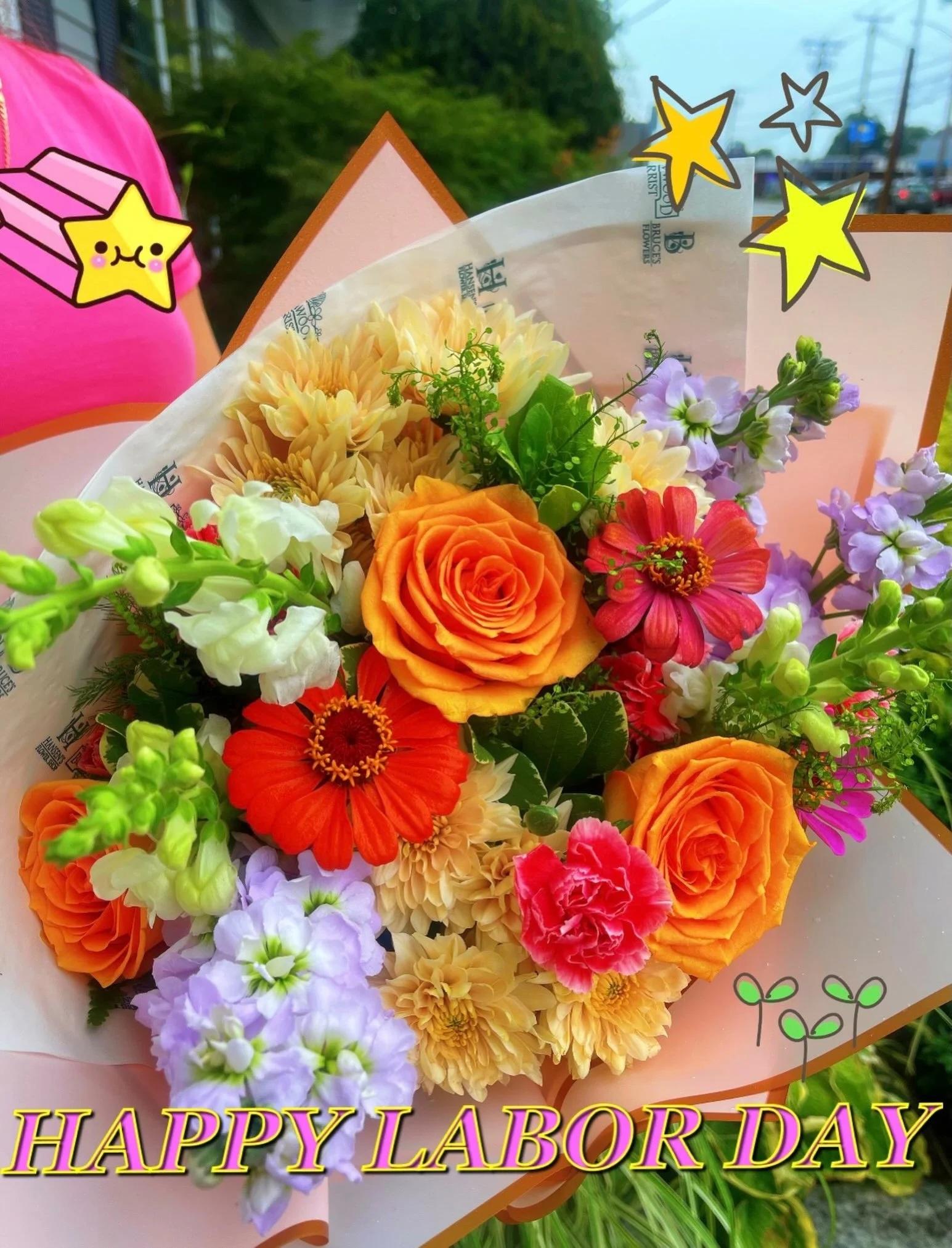 Happy Labor Day!! 

Wishing everyone a relaxing and joyful weekend 🌺
Enhance your week with stunning florals. Whether is a small gesture or grand Hansen&rsquo;s has you covered!! We are open Sunday September 6th. 9AM-1PM. 
🏘️: 1040 Post Road, Fairf