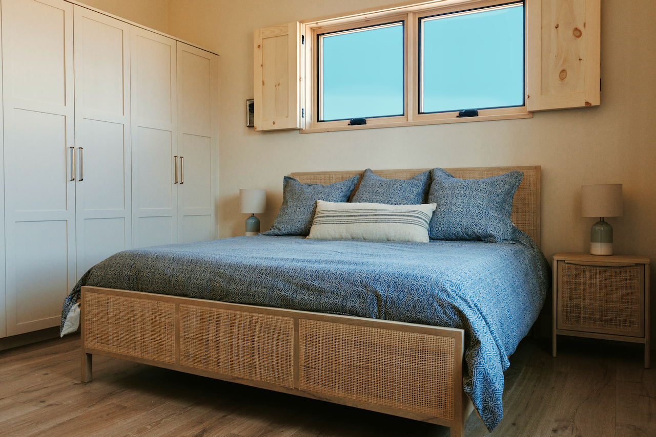 123009_INNIS_Portfolio Shots 00037.png