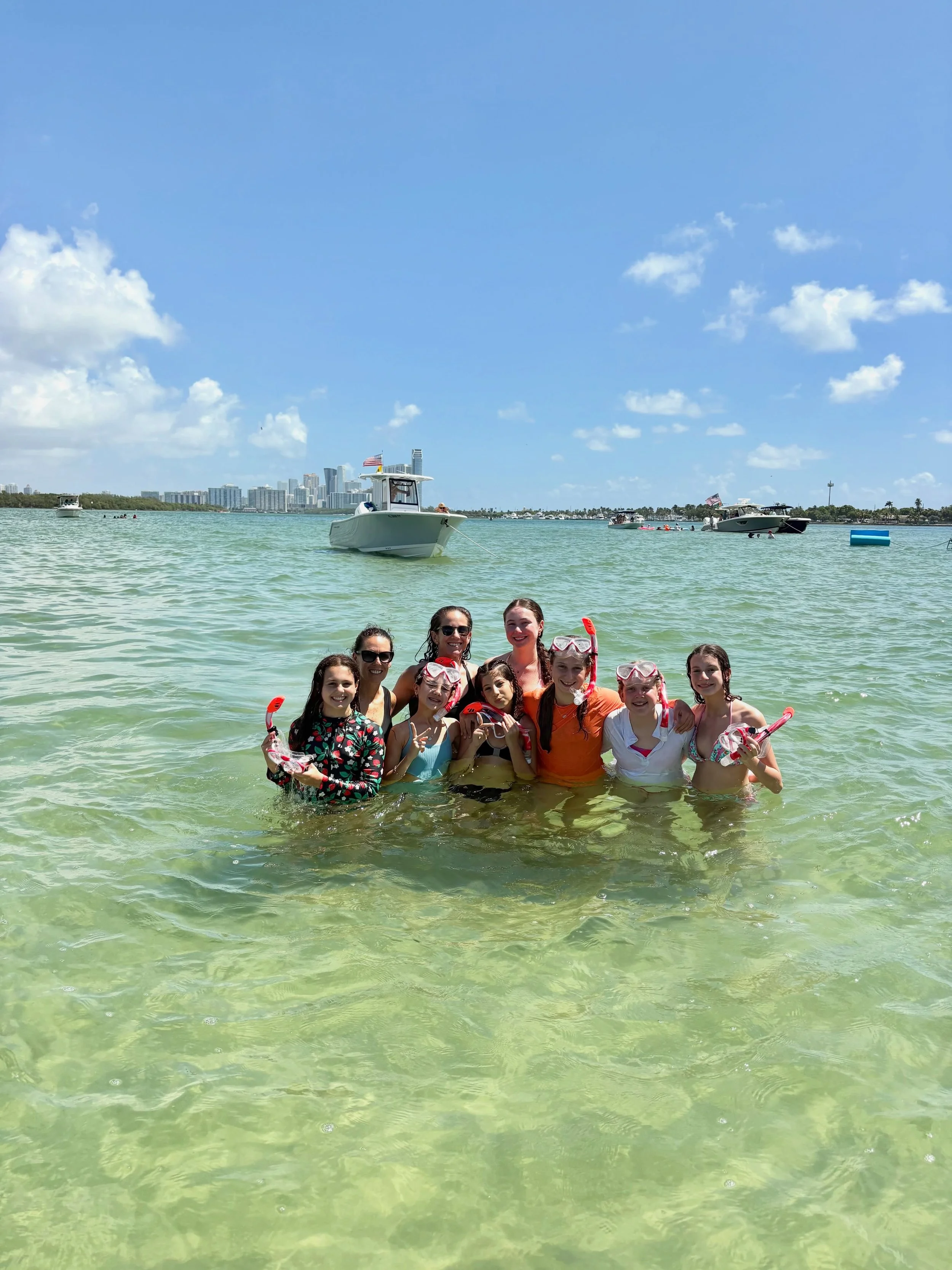We love seeing families create unforgettable memories at Haulover Sandbar 🌊☀️

But your trip today&hellip; takes your vacation to another level 🚤💙

www.bluewaterboatrentalusa.com
📞 786-588-8011

#miami #sunnyisles #balharbour #aventura #surfside