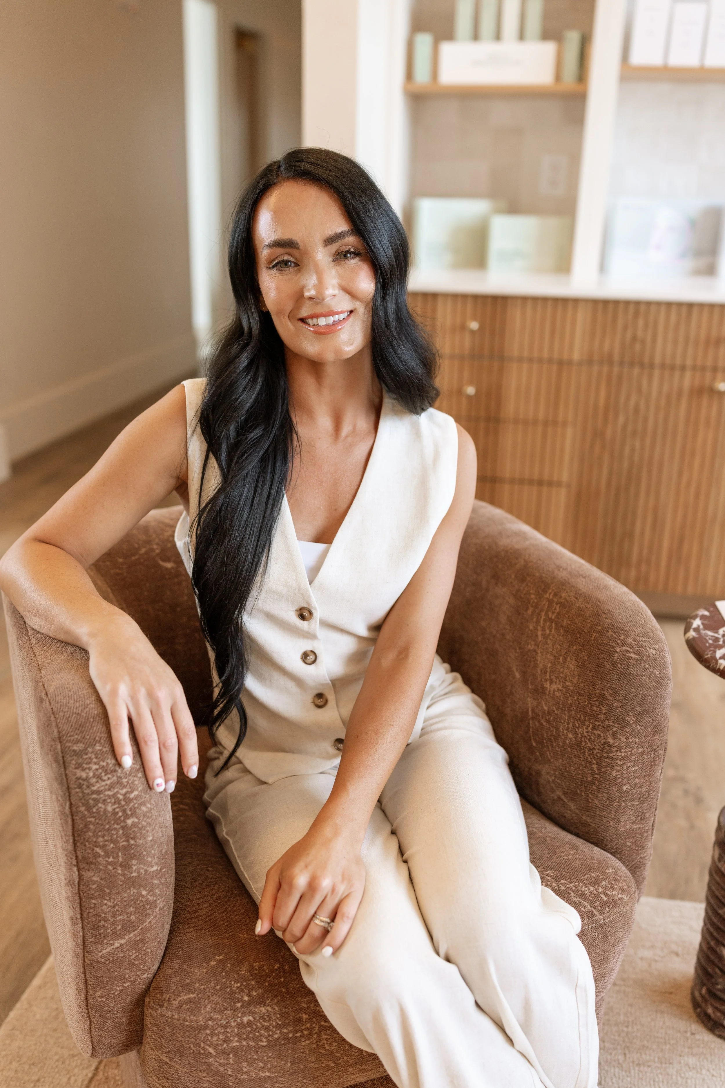 Headshot of bailey, and aesthetic injector at Refined Aesthetics and Wellness in Logan, Utah – specialist in Botox, dermal fillers, and natural-looking facial rejuvenation
