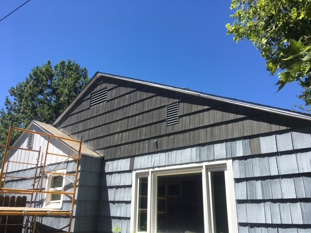 Adding Shingles to Gable Walls on Straw Houses