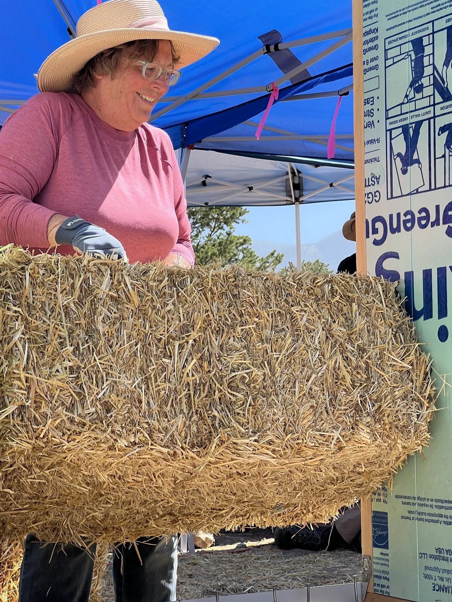 The Taos workshop was incredible! We worked hard through the heat, soaked in beautiful views, shared good food and even better conversation. Big thanks to our wonderful host and the amazing crew who made it all unforgettable. 
🧡🧡🧡

#strawbale #str