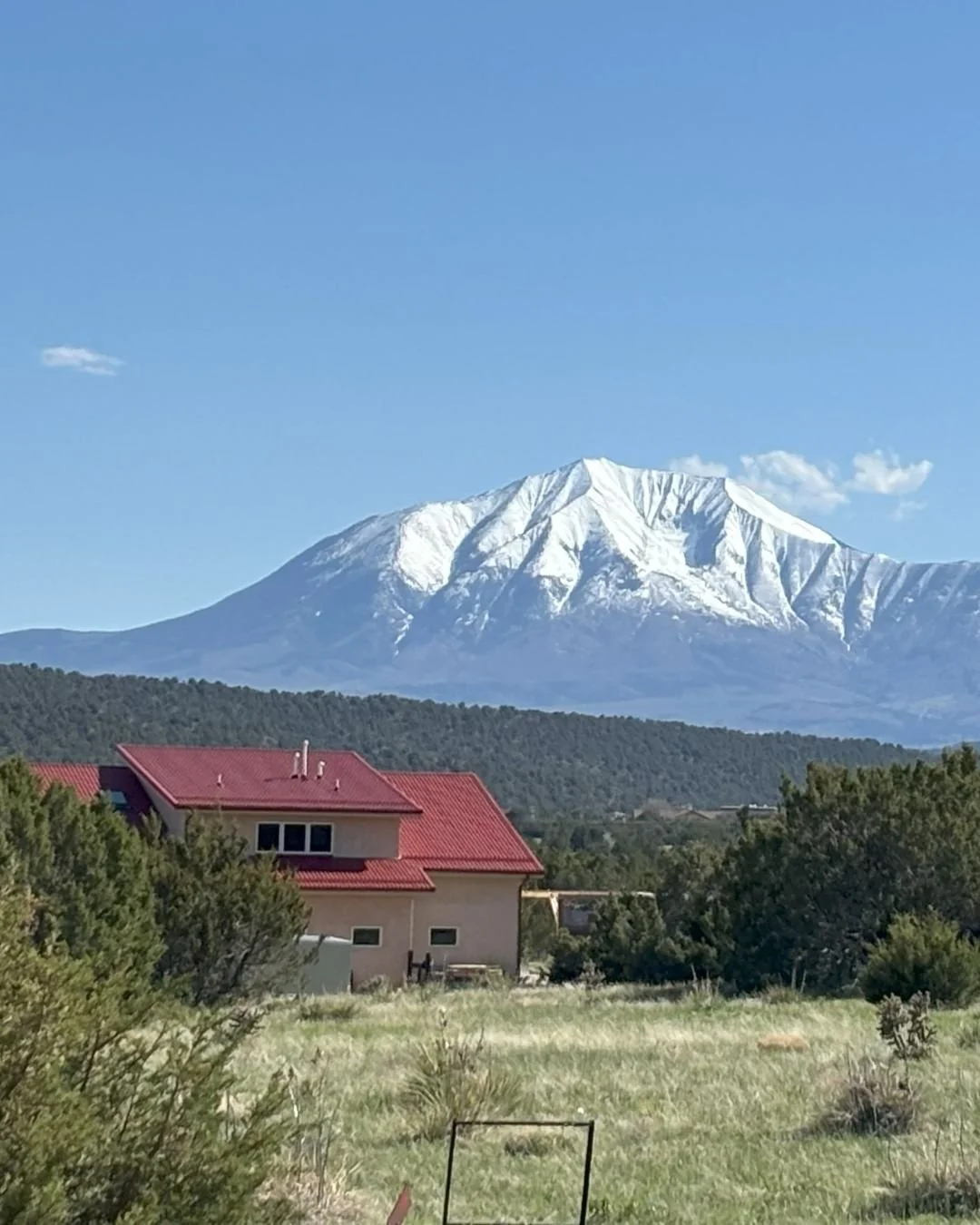 Straw Bale Home For Sale - Colorado Mountain Views

Light, open straw bale home in Walsenburg, Colorado, beside Lathrop State Park with Spanish Peaks views. Earthen floors, passive solar, and radiant heat keep it quiet and comfortable year-round.

Se
