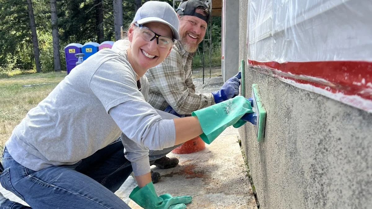 The Brown Coat: Shaping the Straw Bale Wall
