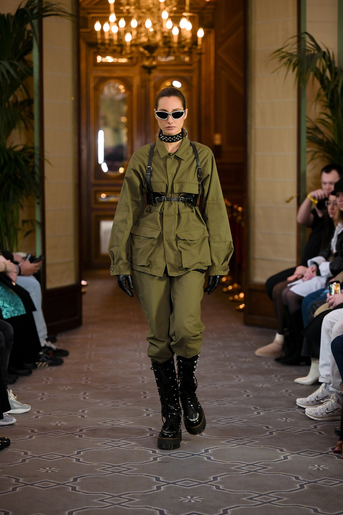 035resized_flyingsolo_PFW_.jpg