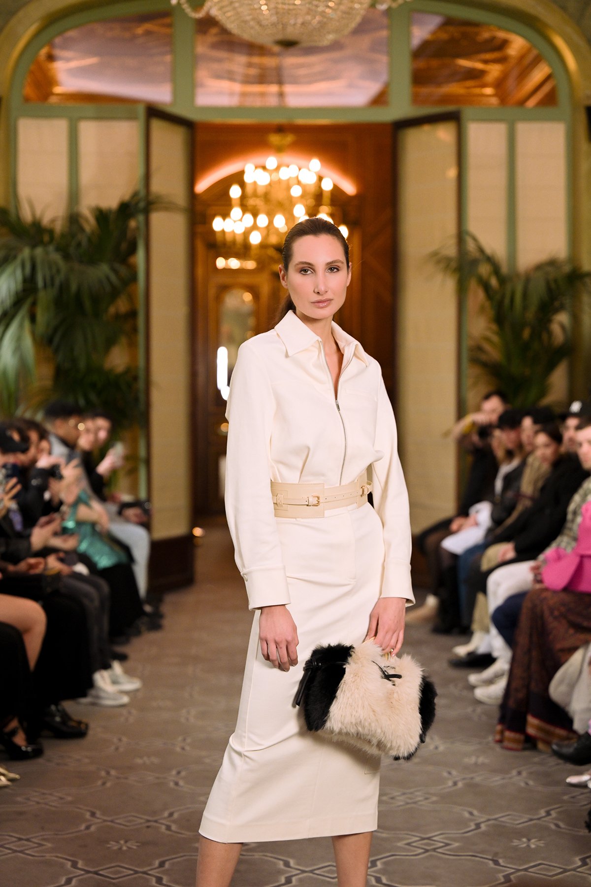 058resized_flyingsolo_PFW_.jpg