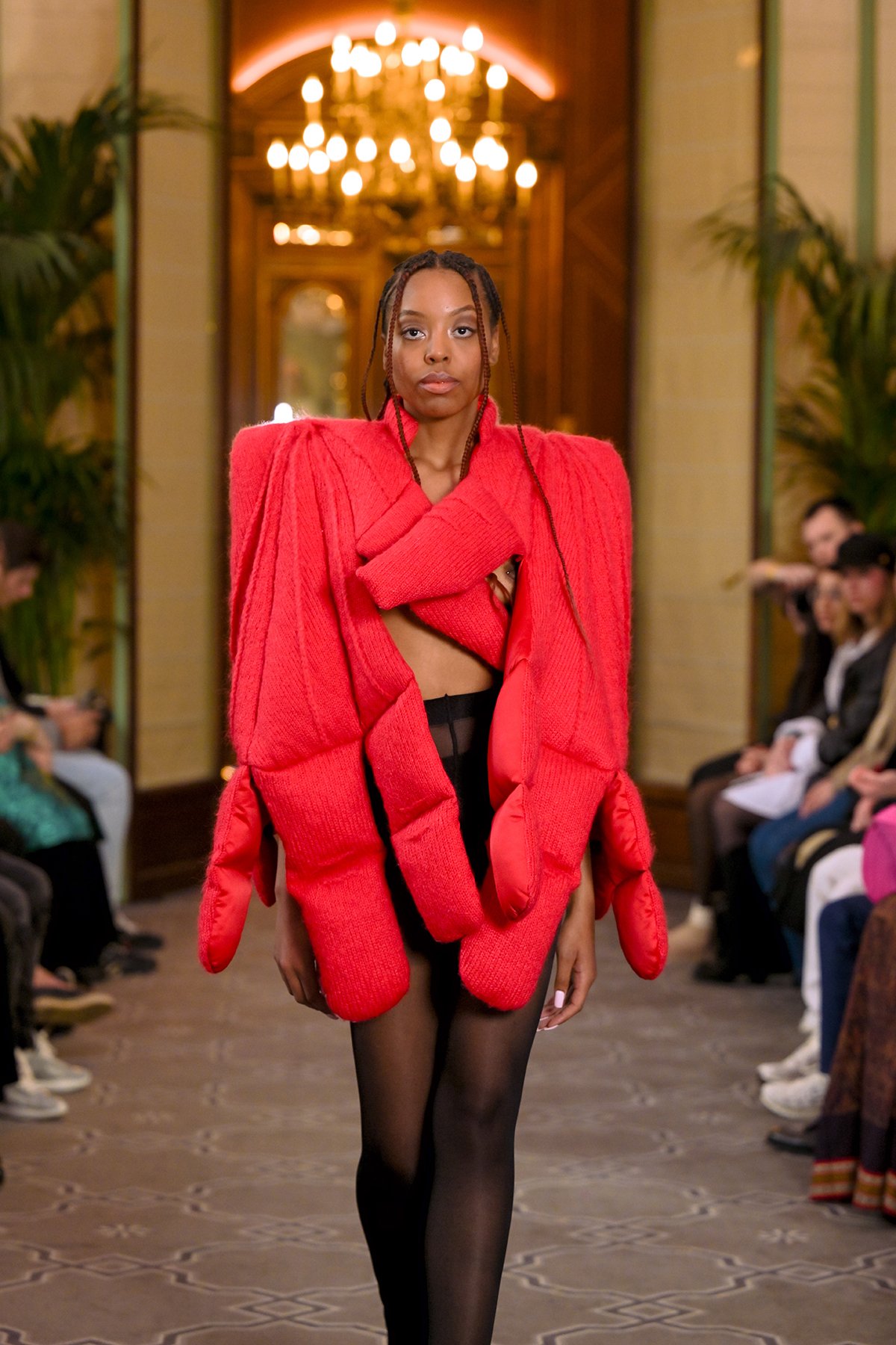 094resized_flyingsolo_PFW_.jpg