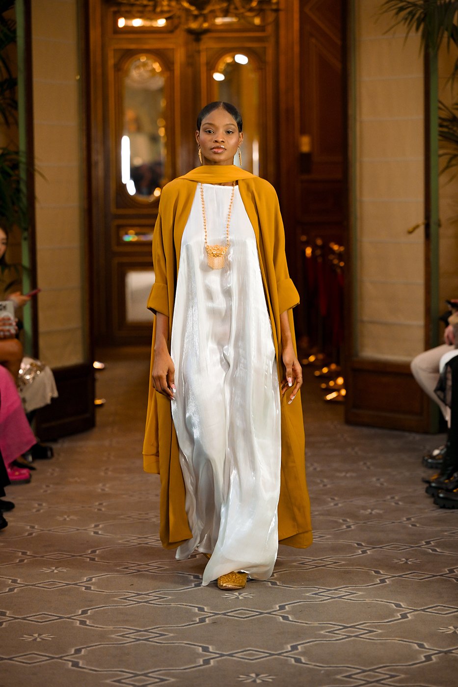 144_resized_flyingsolo_PFW_.jpg