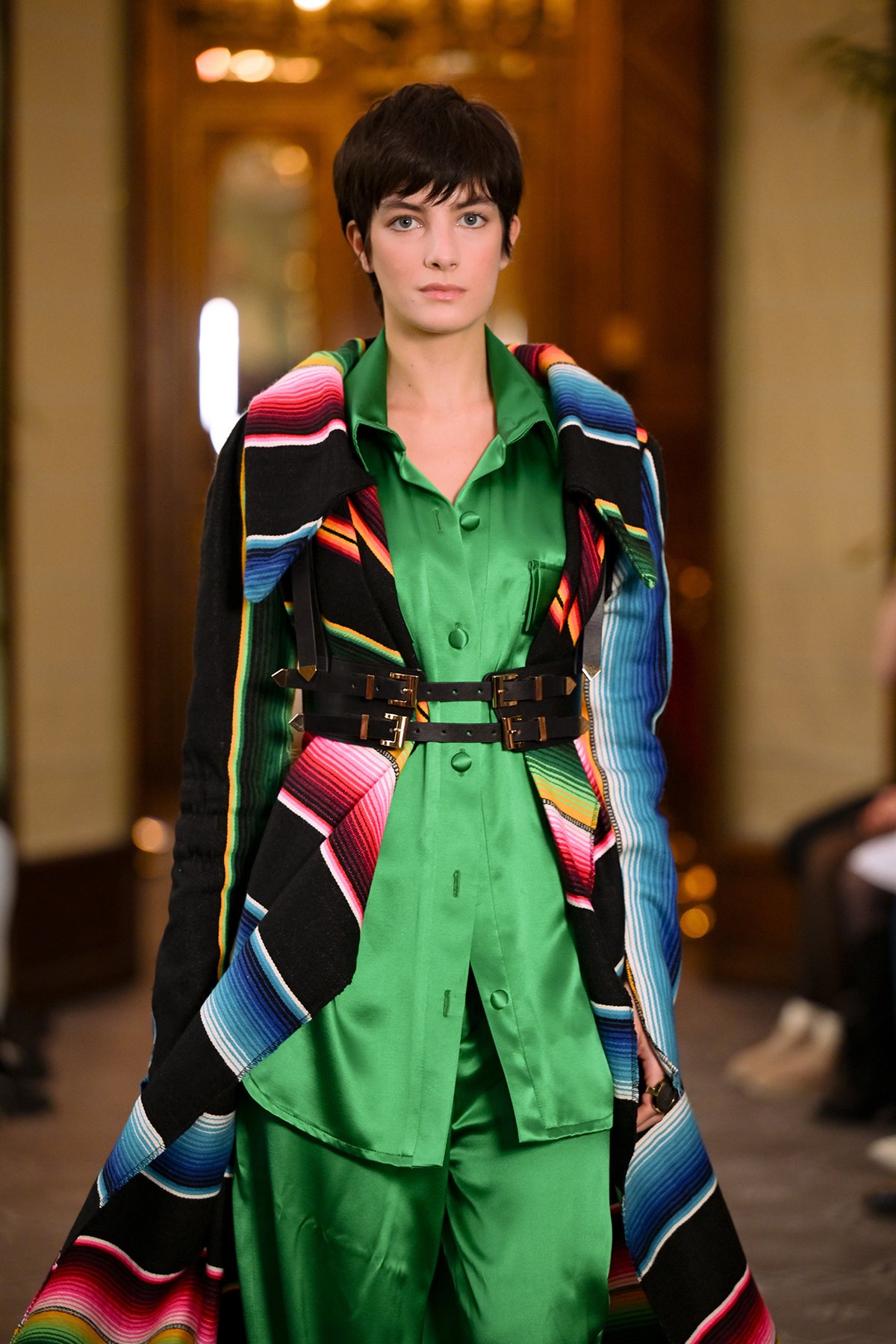 070resized_flyingsolo_PFW_.jpg
