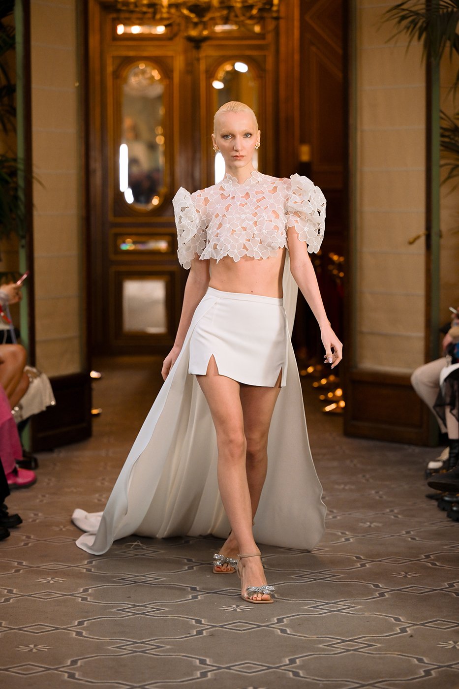 178_resized_flyingsolo_PFW_.jpg