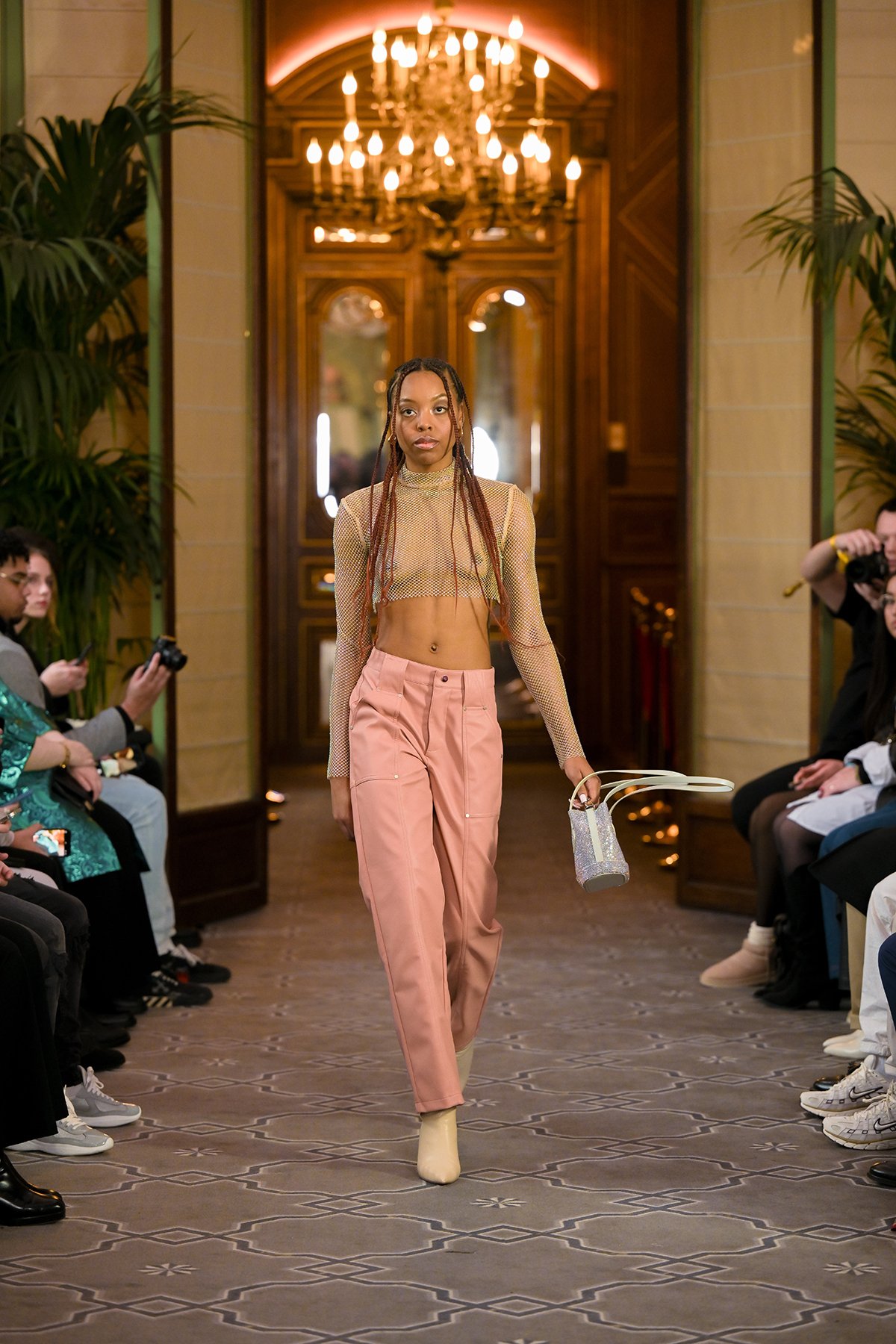043resized_flyingsolo_PFW_.jpg