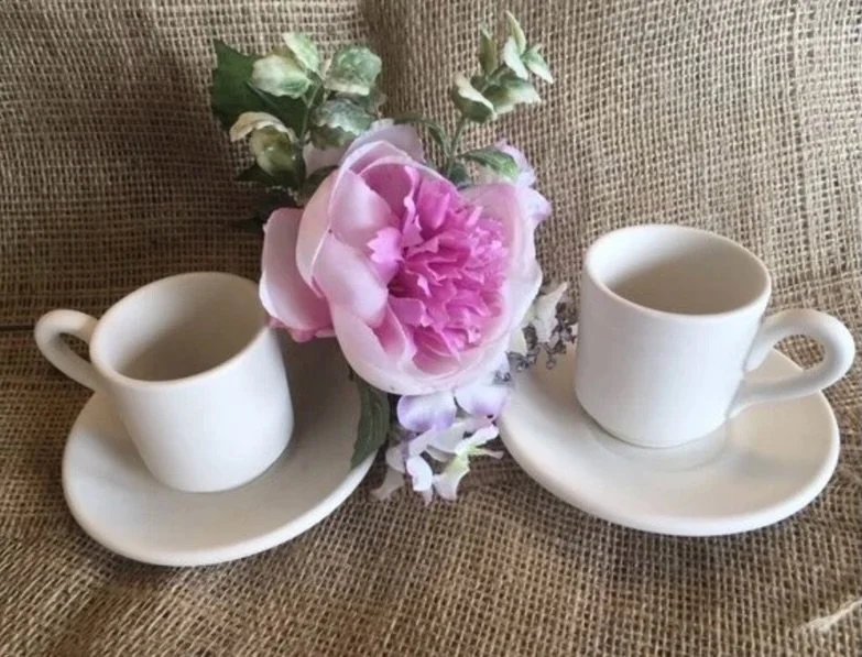 We are OPEN in Fairfield on Sunday, May 10th from 12-3 pm for walk-in painters! First come first serve! Hopct.com 
#potterypainting #paintyourownpottery, #pyop #potterystudio #handsonpotteryct