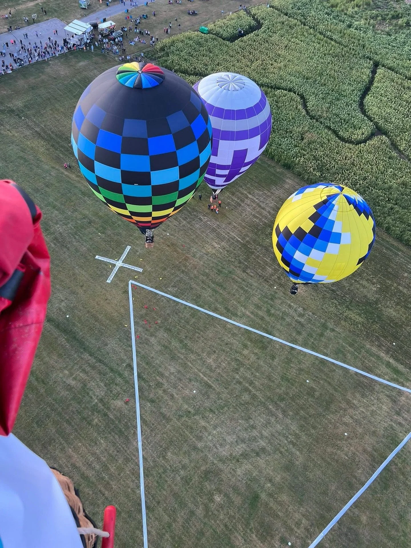 I&rsquo;m excited to introduce my new racer balloon, which will be used for competitive balloon events! I was able to test it out this past weekend at the Jupiter Flights Balloon Festival at Conner Prairie near Indianapolis, where I finished in 10th 