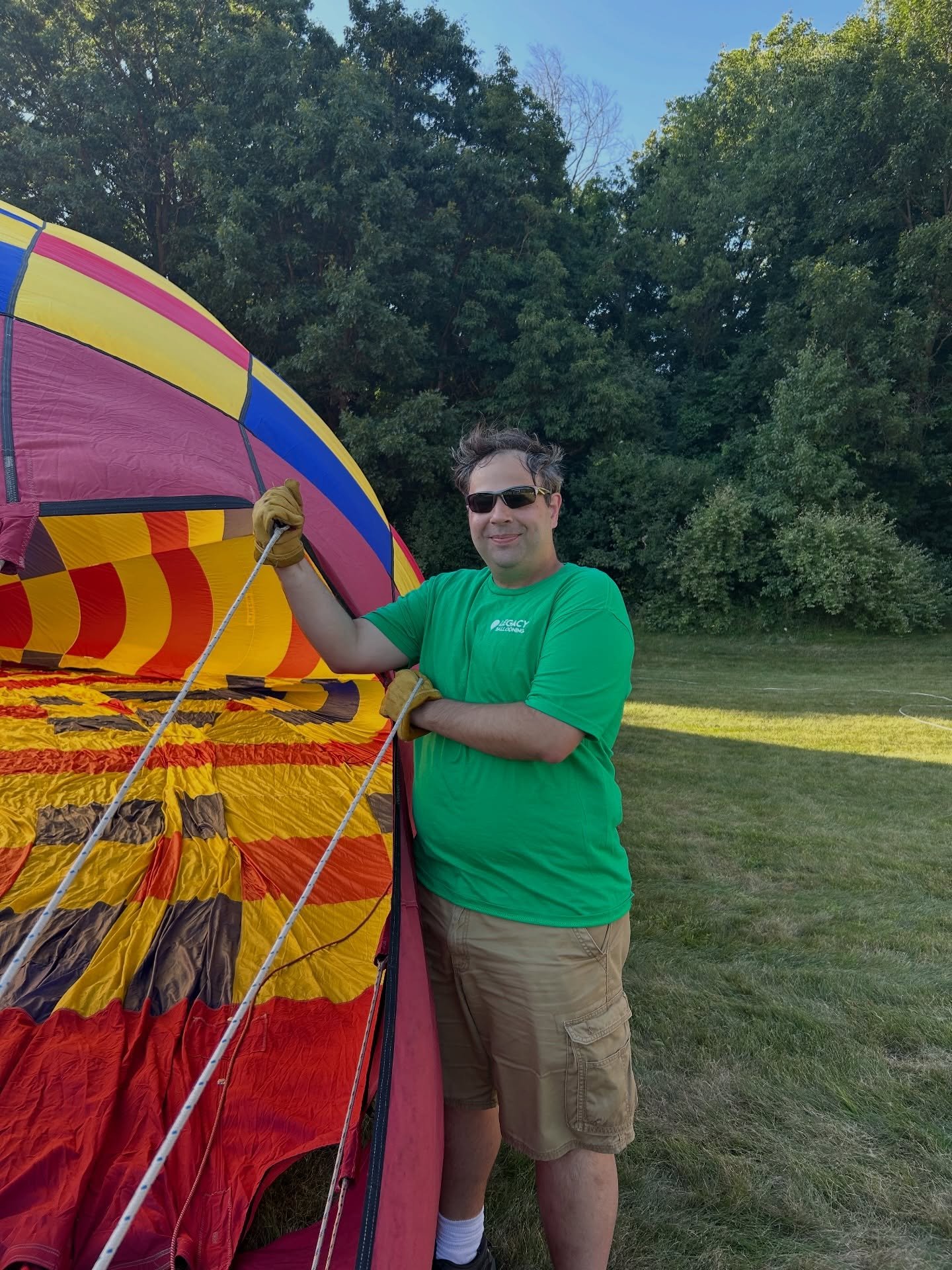 Meet Greg, who has been crewing since 2017 and a welcome part of the Legacy Ballooning team. Greg helps with everything from inflation before we leave the ground to packing up after we land. 

What keeps him coming back? The joy and excitement balloo