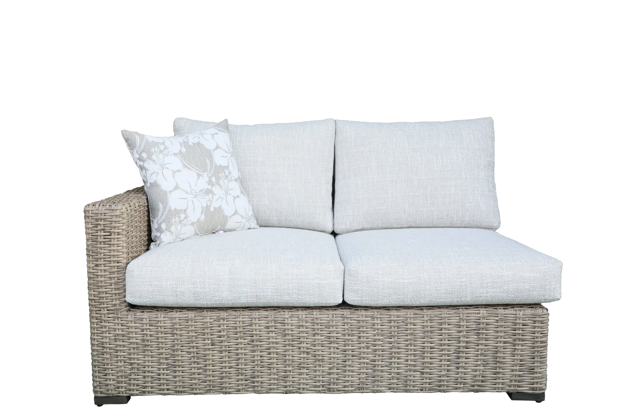 Lakeshore_Right_Arm_Love_Seat_W_Front_With_Pillow.jpg